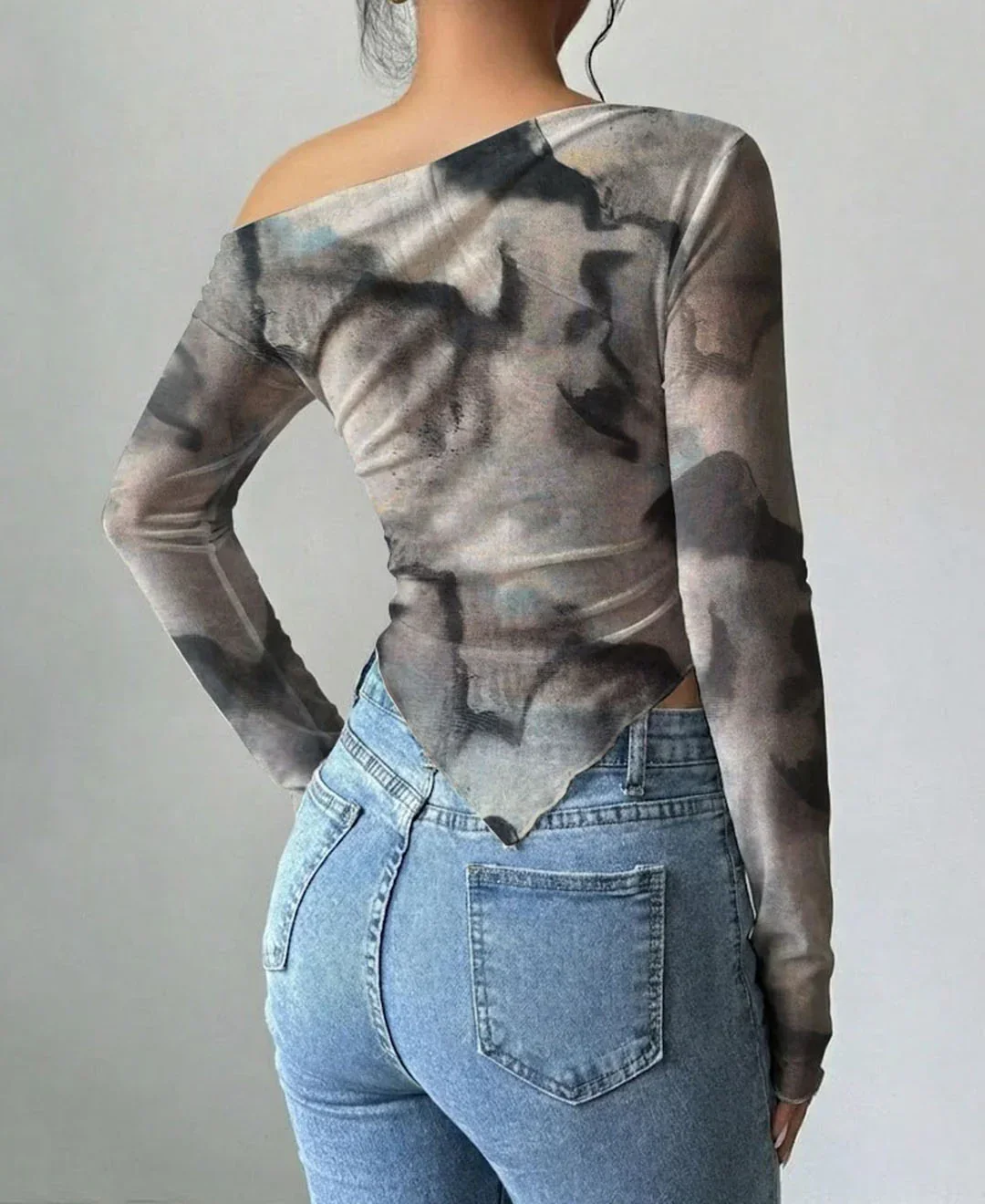 Abstract Print Asymmetrical Neck Long Sleeve Fitted Top - Image 2