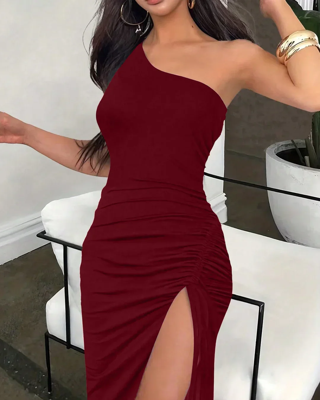 Asymmetrical Neck Sleeveless Slit Maxi Dress in Burgundy - Image 2