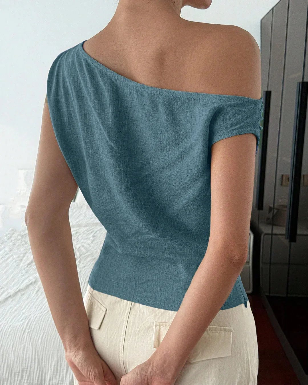 Asymmetrical Neck Slim Fit Straight Hem Sleeveless Top in French Blue - Image 2