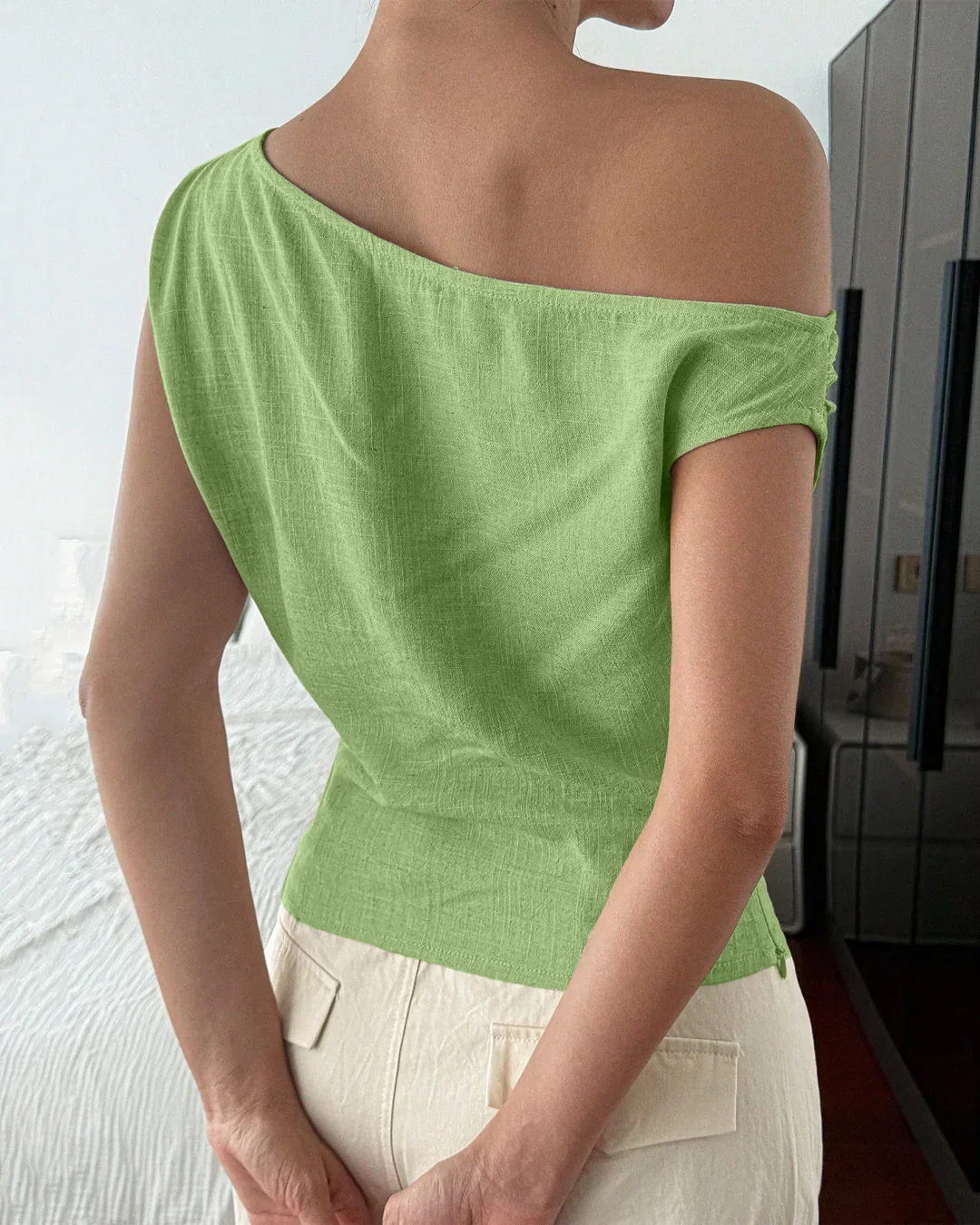 Asymmetrical Neck Slim Fit Straight Hem Sleeveless Top in Light Pista - Image 2
