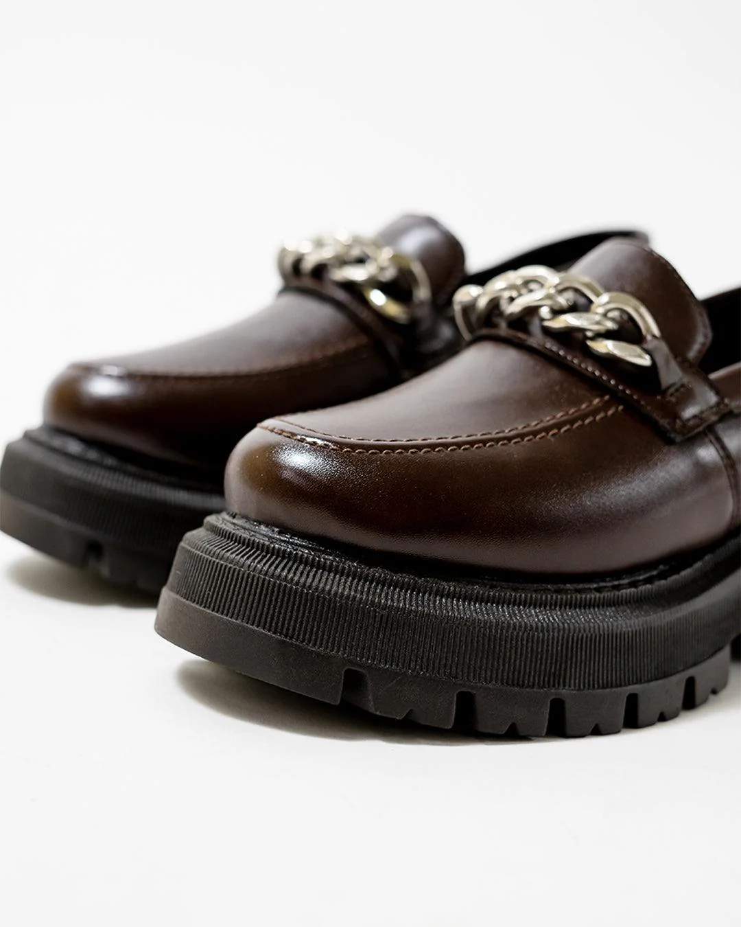Back To School Minimal Chain Brown Shoe - Image 6