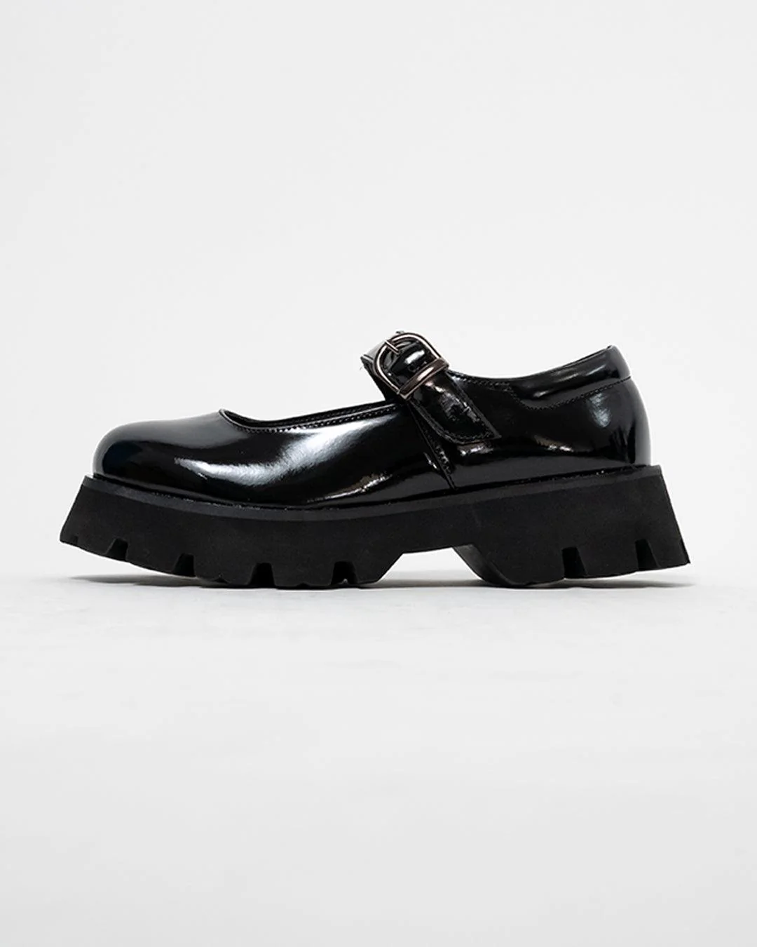 Black Buckle Shoes with Chunky Platform - Image 7