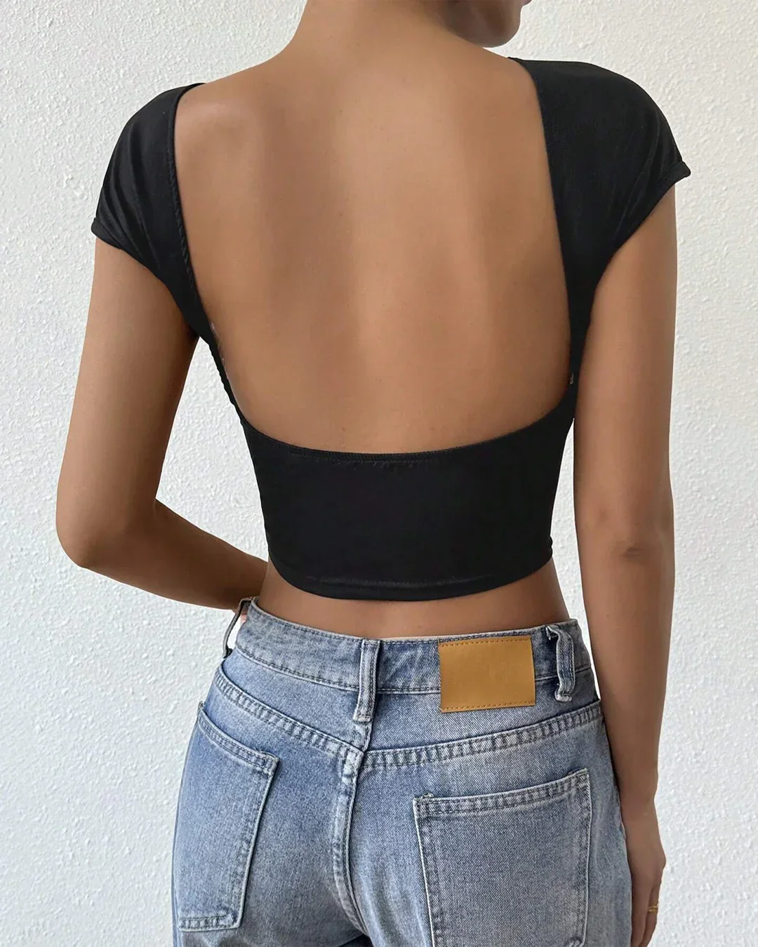 Black Cap Sleeve Crop Top - Image 3
