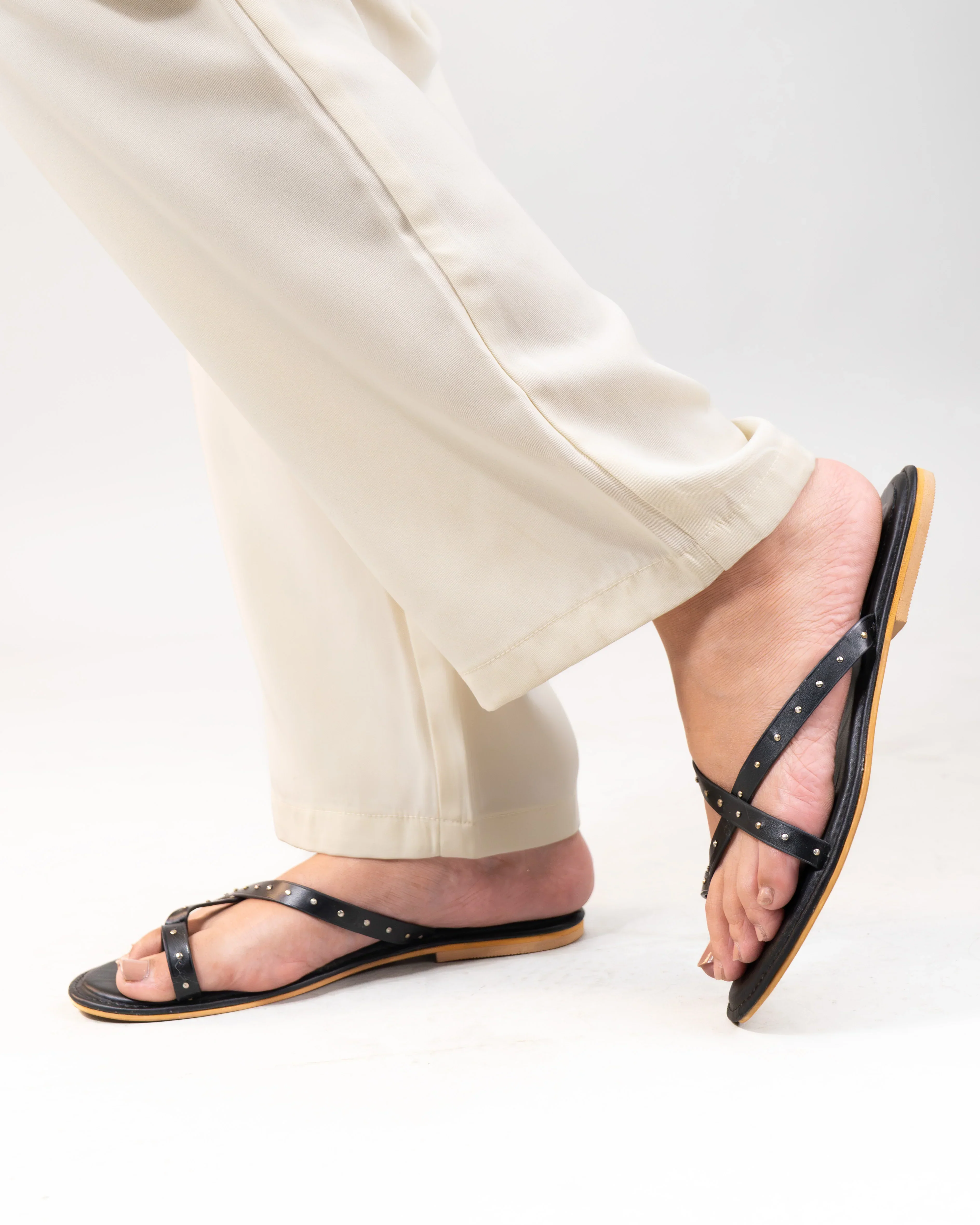 Black Criss Cross Metallic Stud Detailed Flat Sandals - Image 4