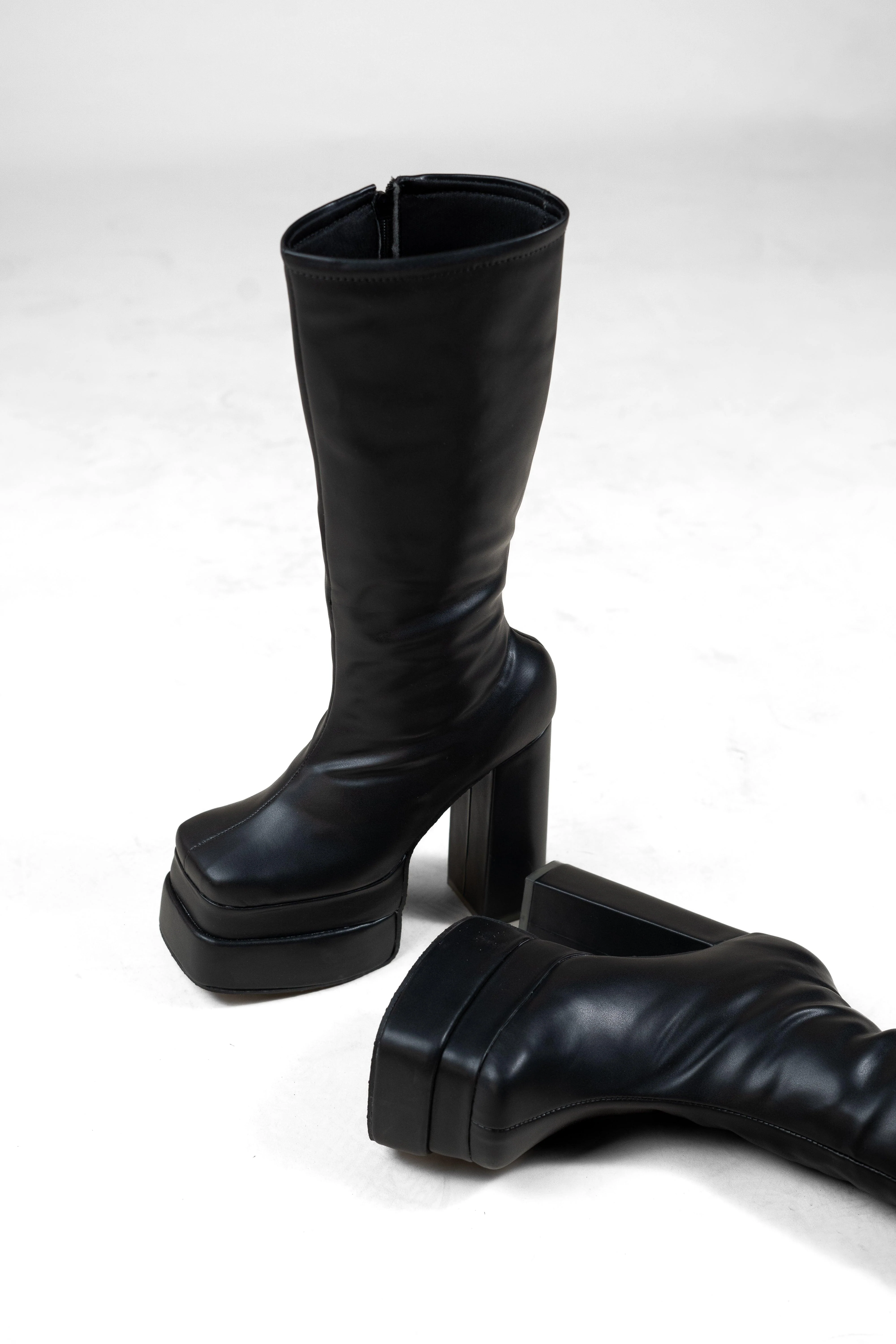 Black Platform Boots with Block Heel - Image 5
