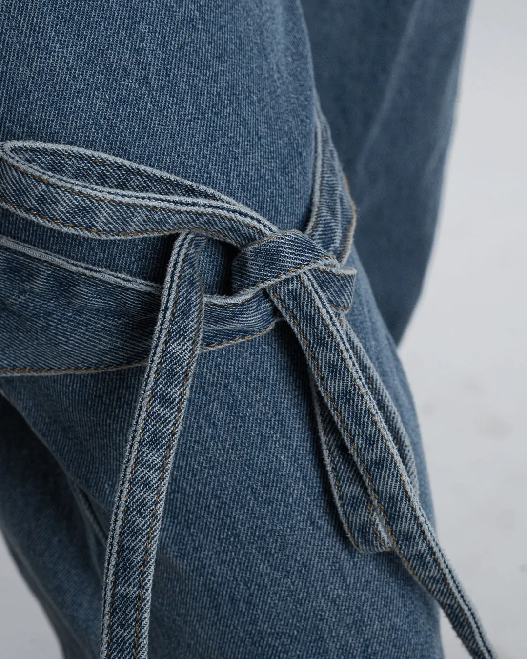 Blue High Waist Stylish Loose Cargo Jeans - Image 3