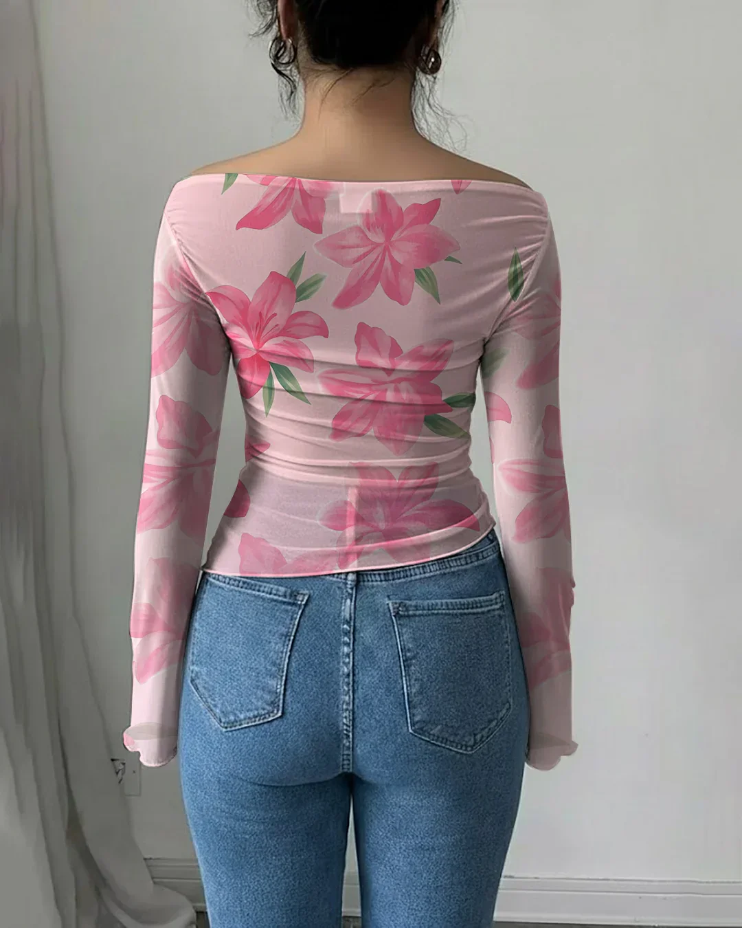 Boat Neck Floral Print Slim Fit Asymmetrical Hem Full Sleeve Top in Pink - Image 2