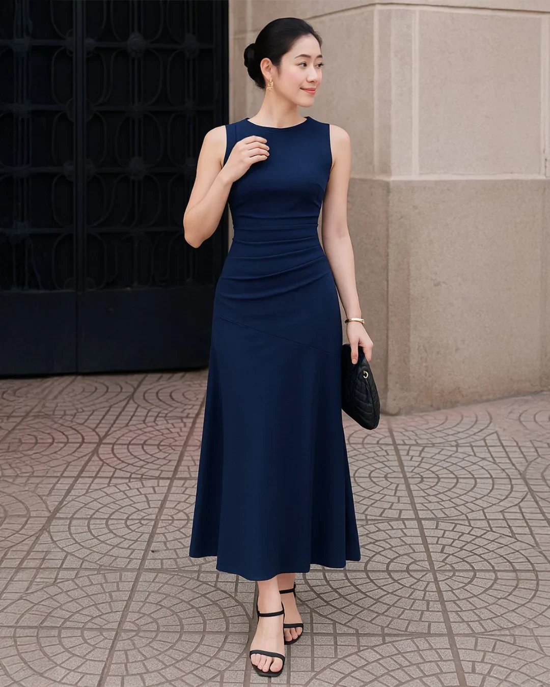 Sleeveless Maxi Dress with Flared Hem in Dark Navy Blue - Image 2