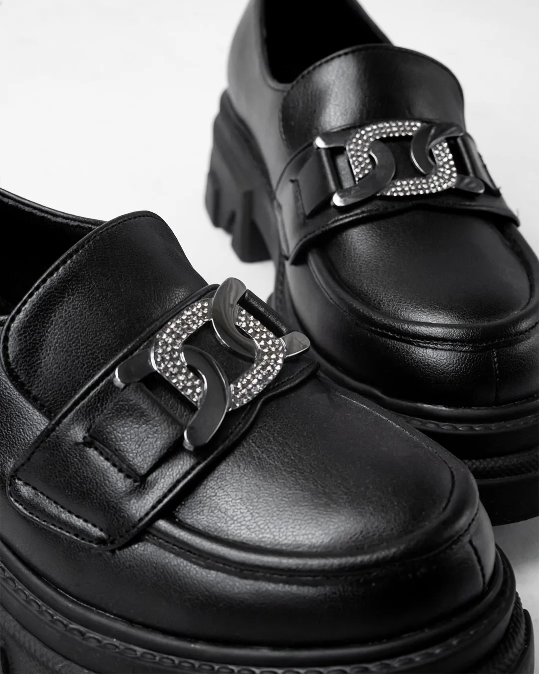 Chunky Buckle Detail Black Loafers - Image 6