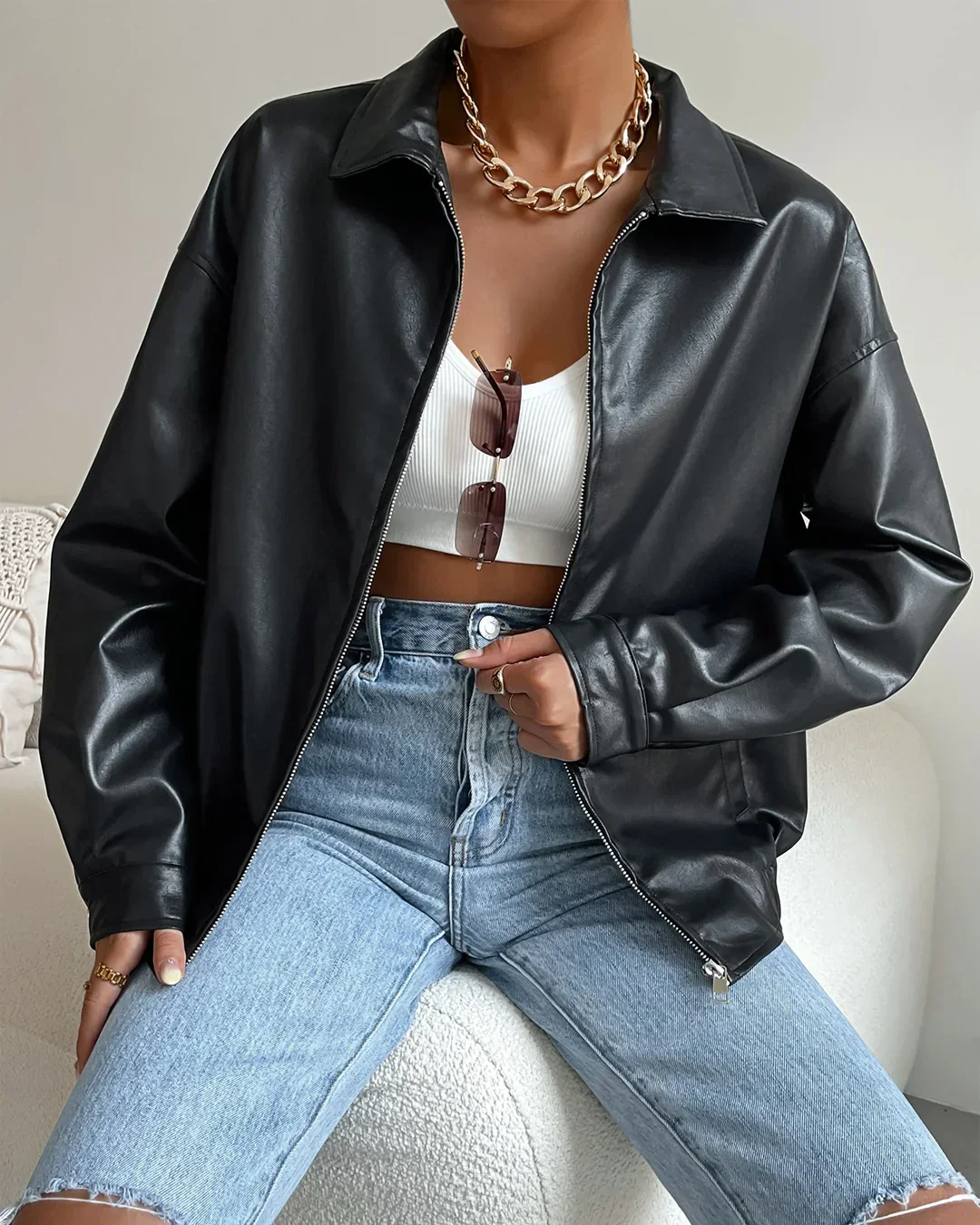 Collar Neck Solid Long Sleeve Leather Jacket in Black - Image 3