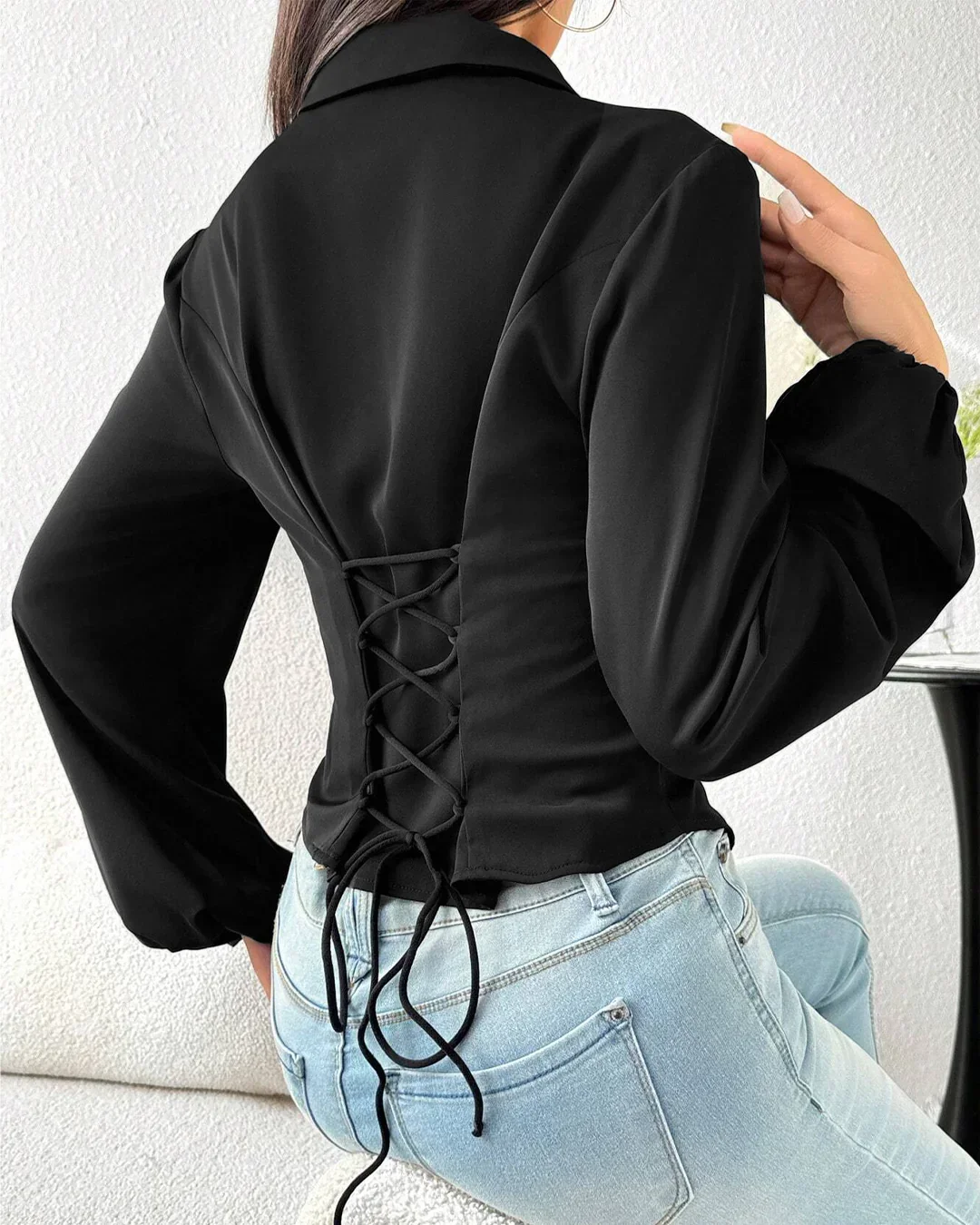 Collared Button-Down Fitted Long Sleeve Shirt in Black - Image 3