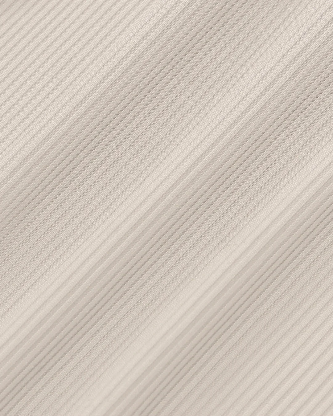 Collared V-Neck Full Sleeve Top in Apricot Curve & Plus - Image 3