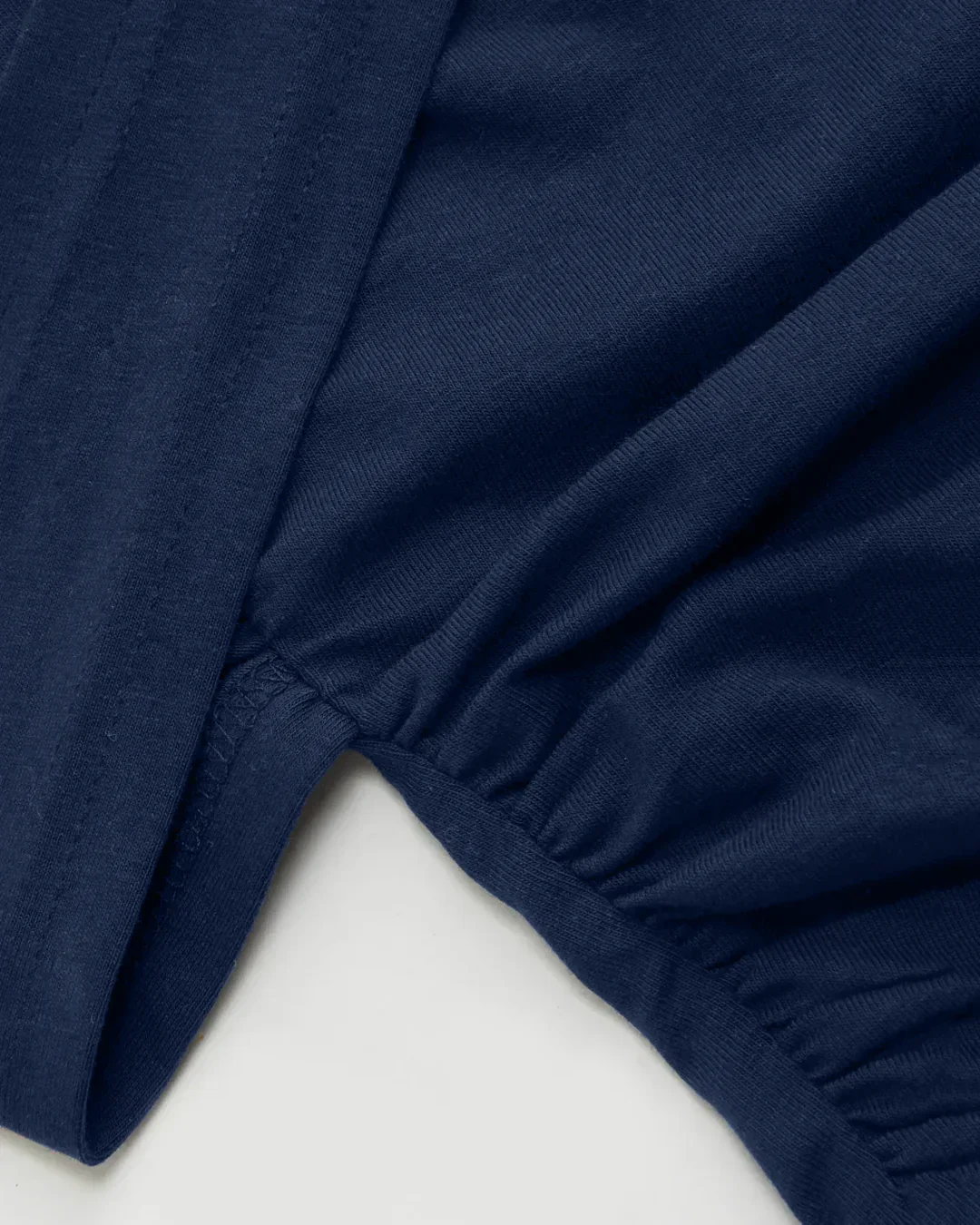 Colorblock Ruched Waist Tie Top in White & Navy Blue - Image 6