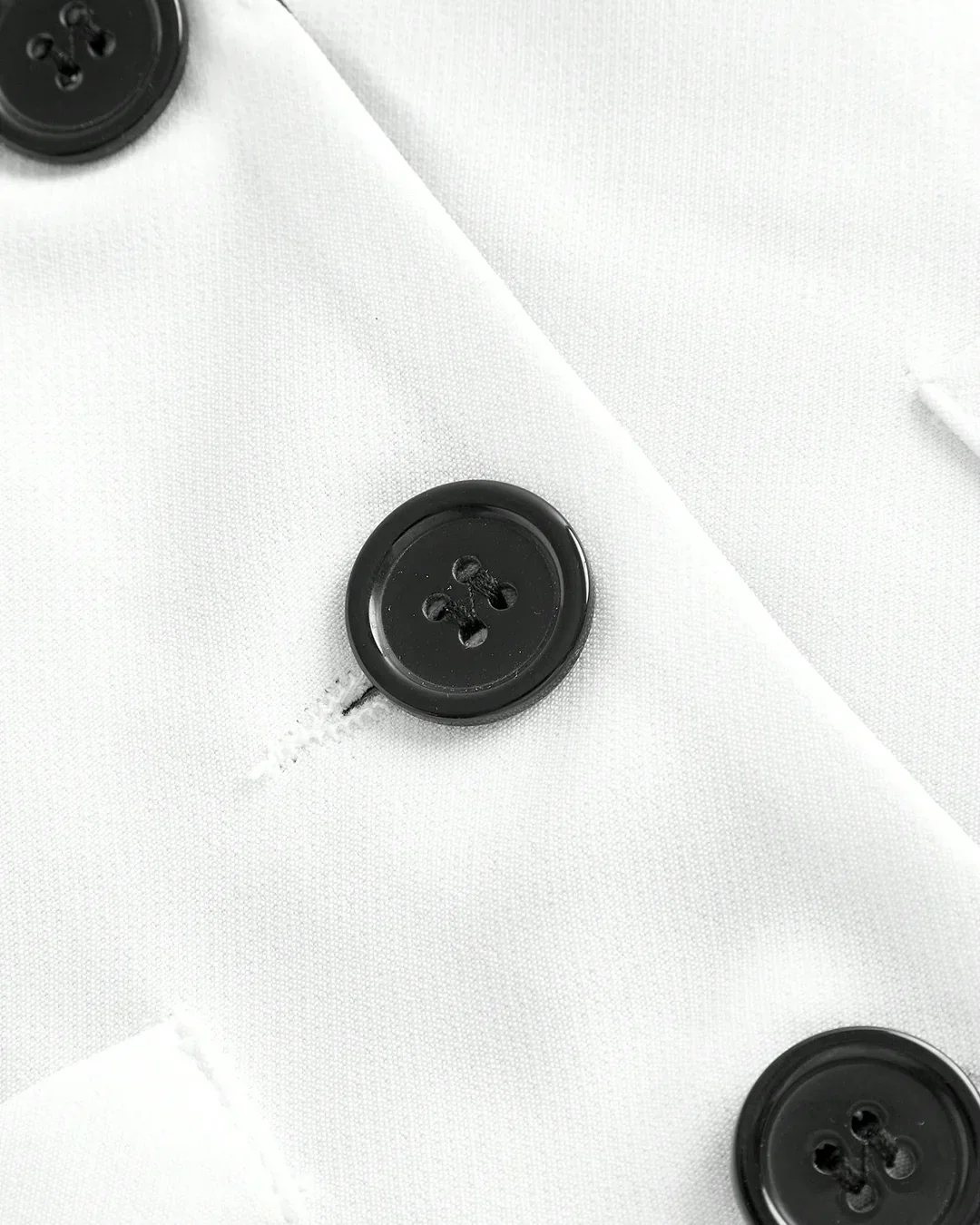 Contrast Lapel Button Front Sleeveless Collar Top in Black & White - Image 3