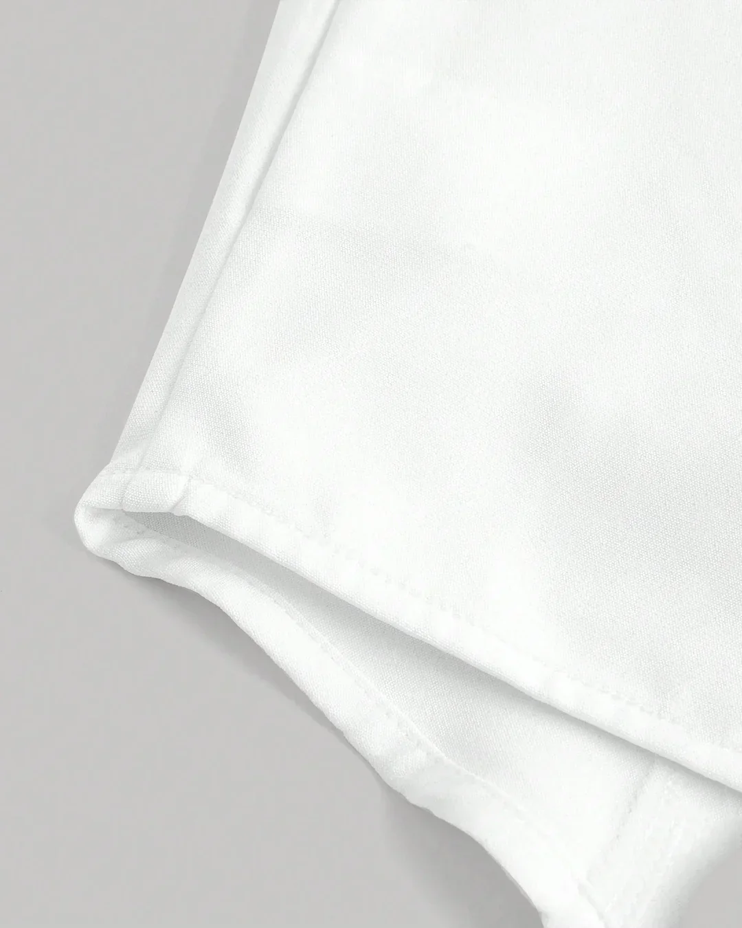 Contrast Lapel Button Front Sleeveless Collar Top in Black & White - Image 4