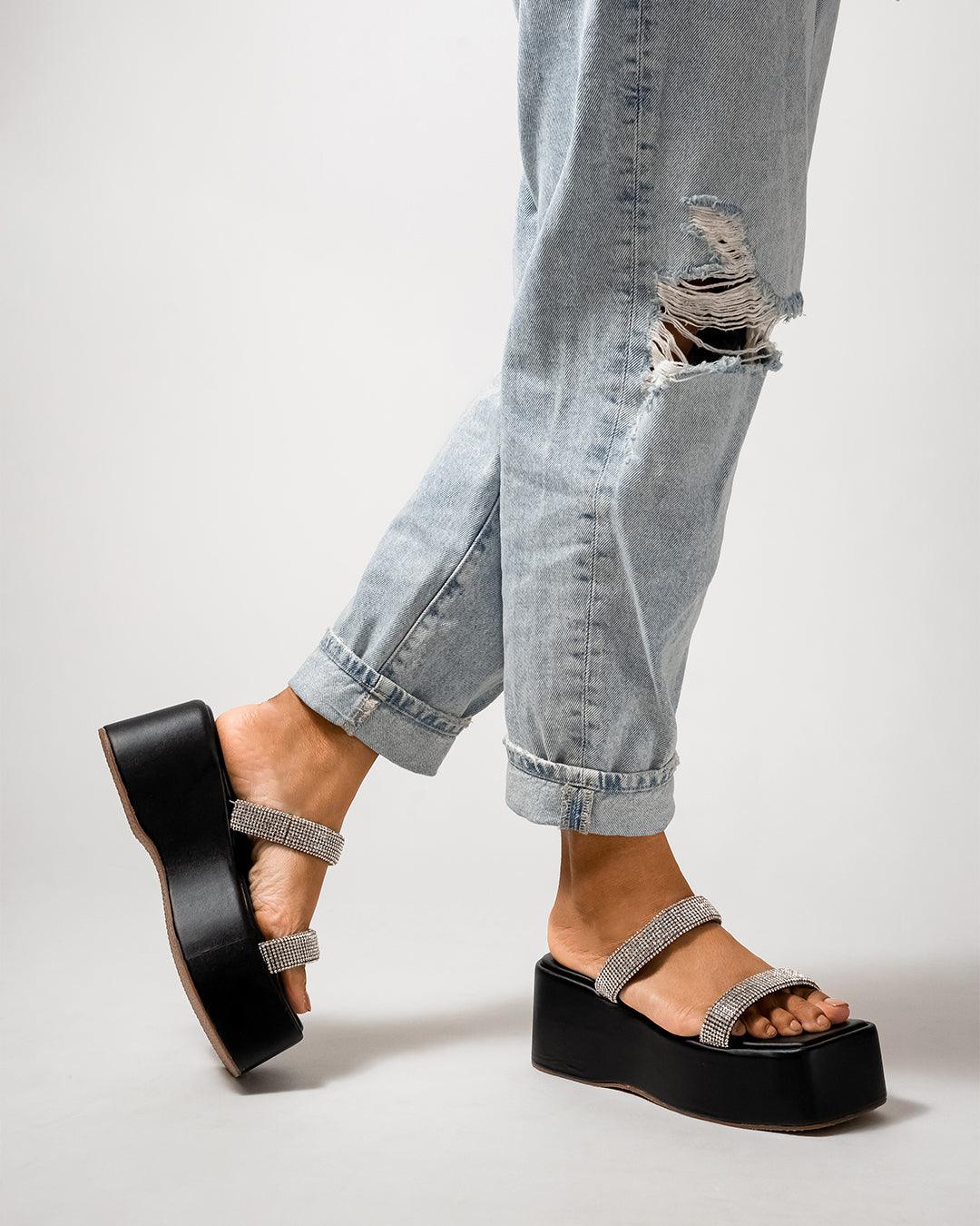 Disco era vibe shimmer Y2K platforms black - Image 7