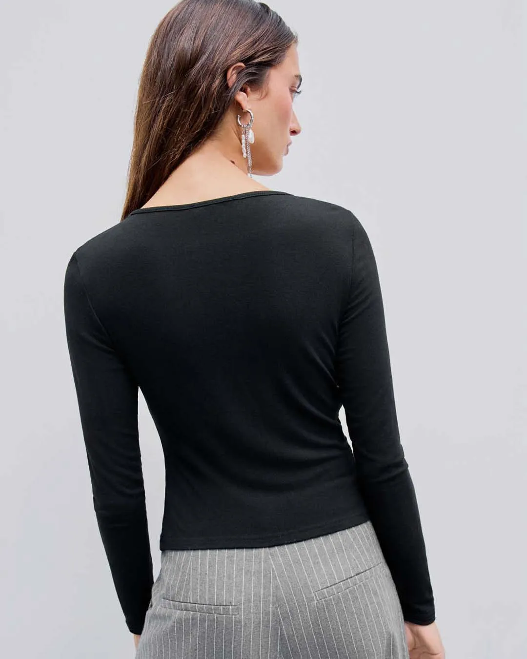 Gathered Detailed Long Sleeves Solid Drawstring Round Neck Black Top - Image 4