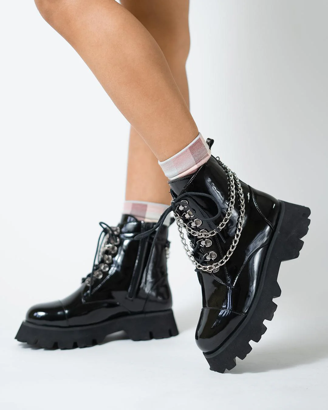 Gothic Moodboard Aesthetic Chain Detail Chunky Boot - Image 4