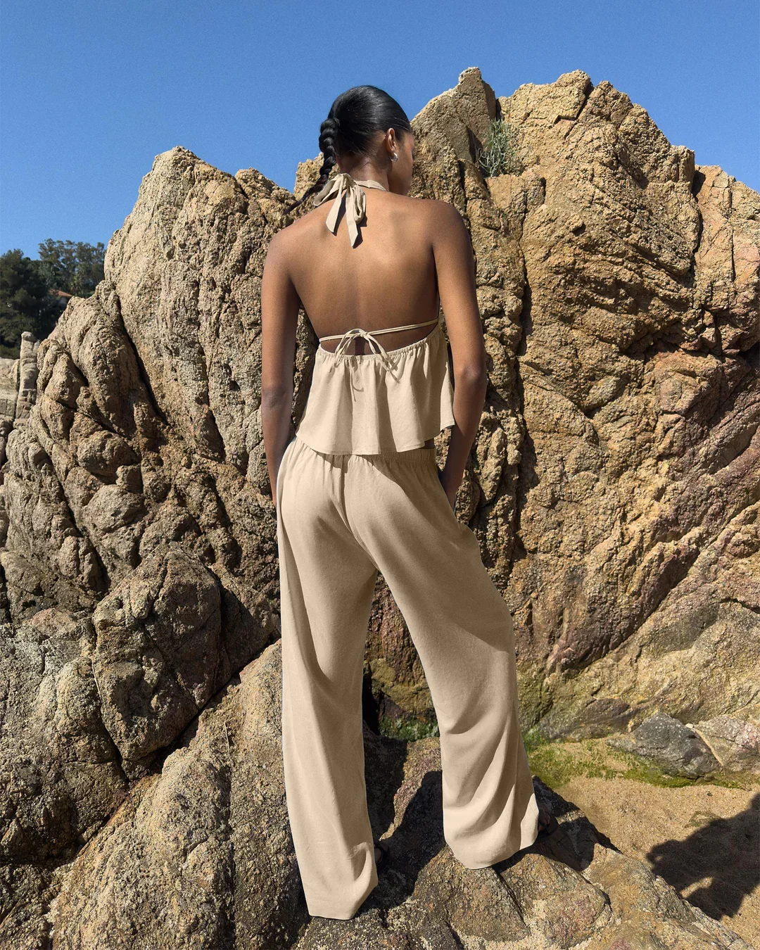 High-Rise Drawstring Wide-Leg Trousers in Light Khaki - Image 3