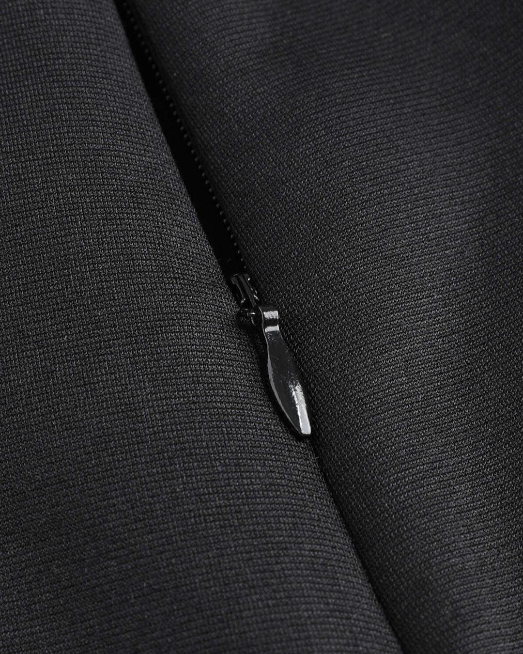 High-Street Hot Solid Slit Basic Skirt In Black - Image 4