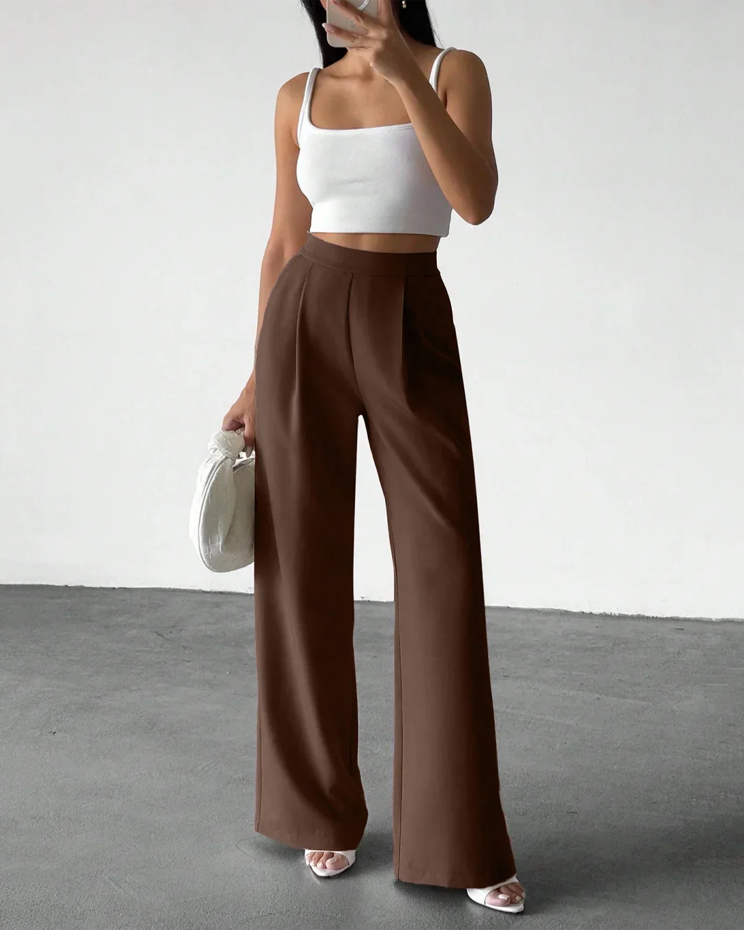 High-Waist Pleated Pocket Wide-Leg Casual Trousers in Rust - Image 3
