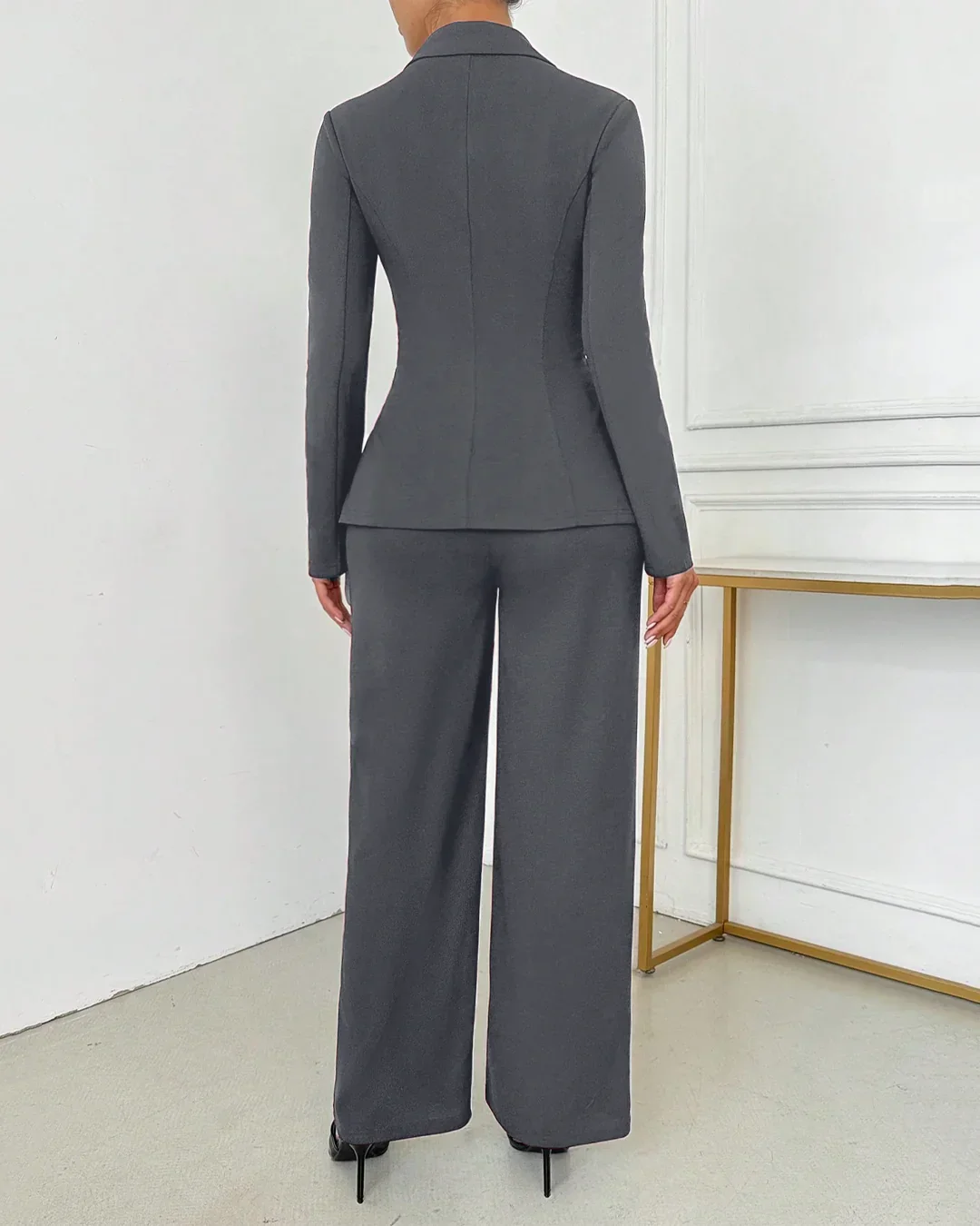 High-Waisted Trousers & Fitted Blazer Set in Dark Grey - Image 3