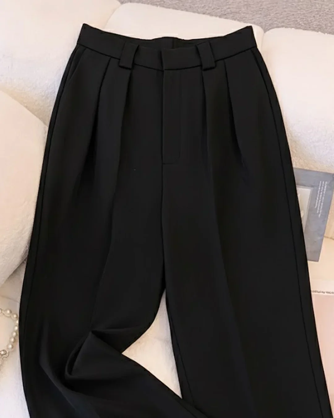 High-Waisted Wide-Leg Tailored Trousers in Black - Image 2