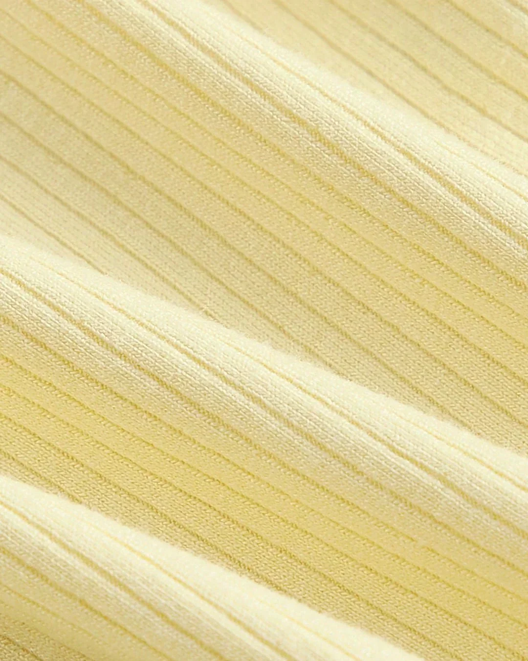 Lace Trim Halter Tie Neck in Vanilla - Image 3