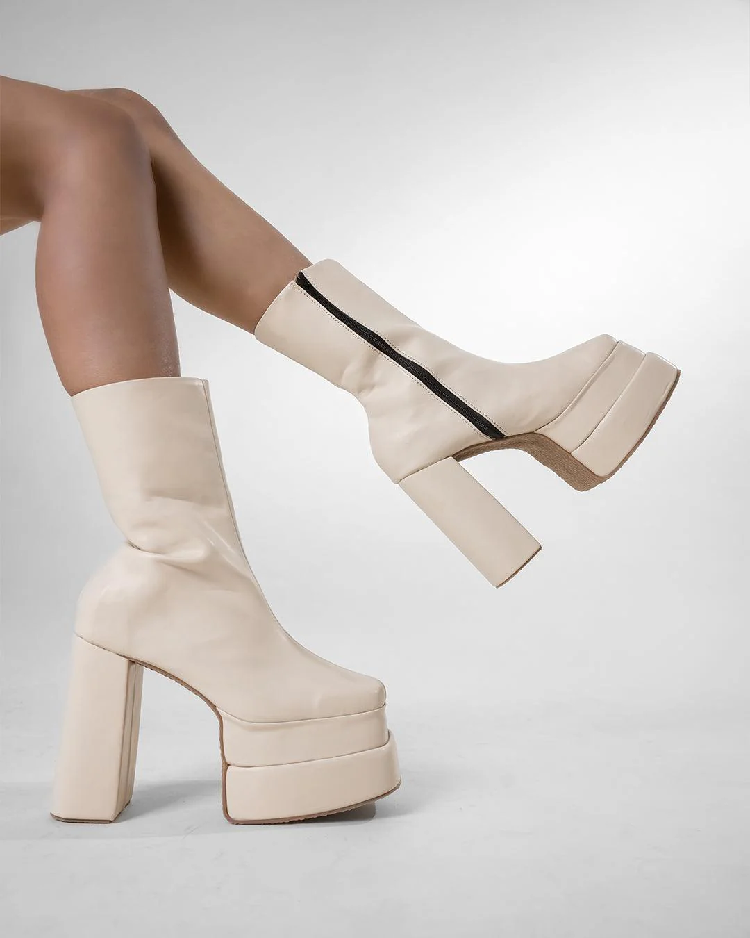 Littlebox Aevitas Platform Boots Offwhite - Image 5