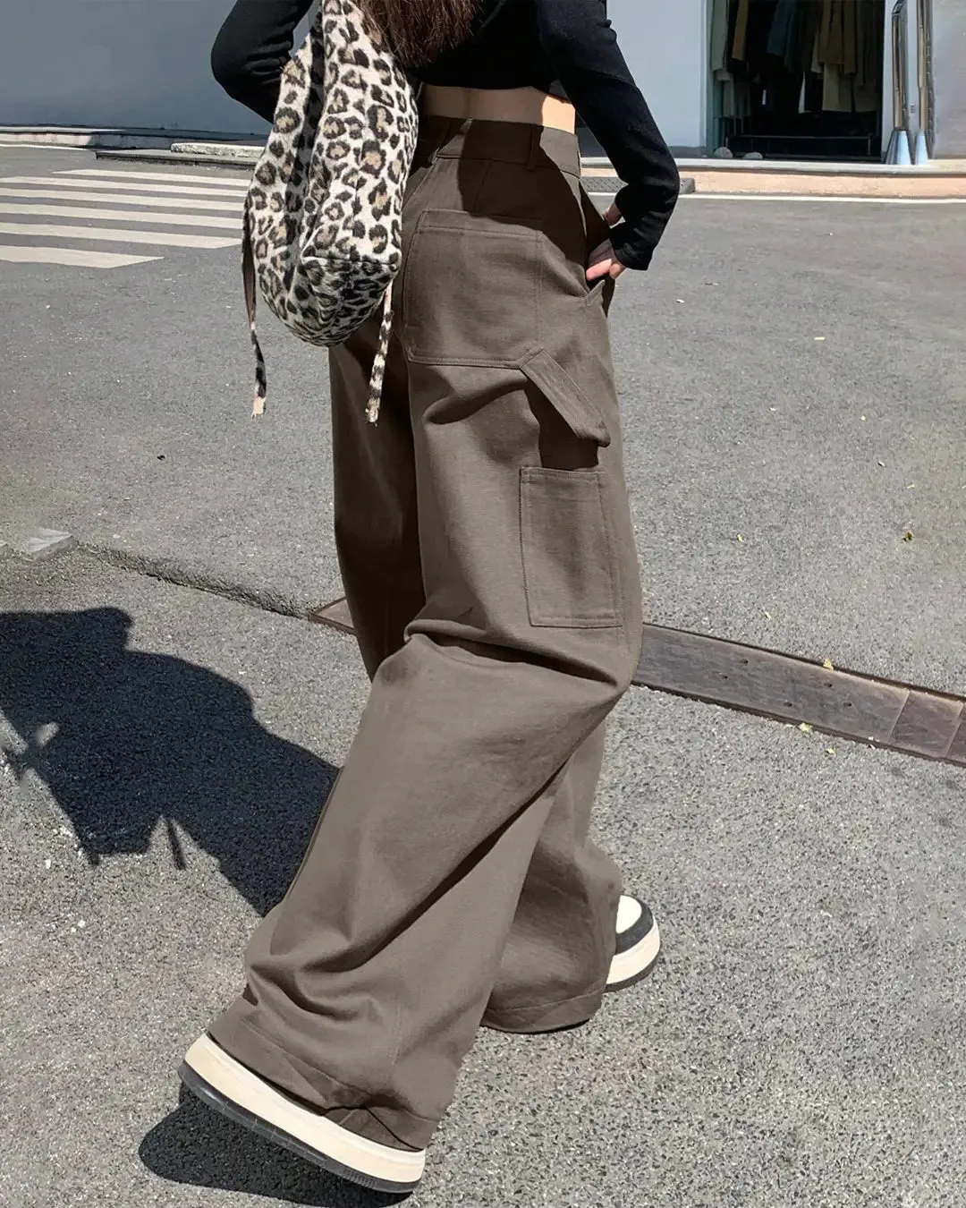 Loose Fit Pocket Straight Leg Cargo Pants In Grey - Image 3