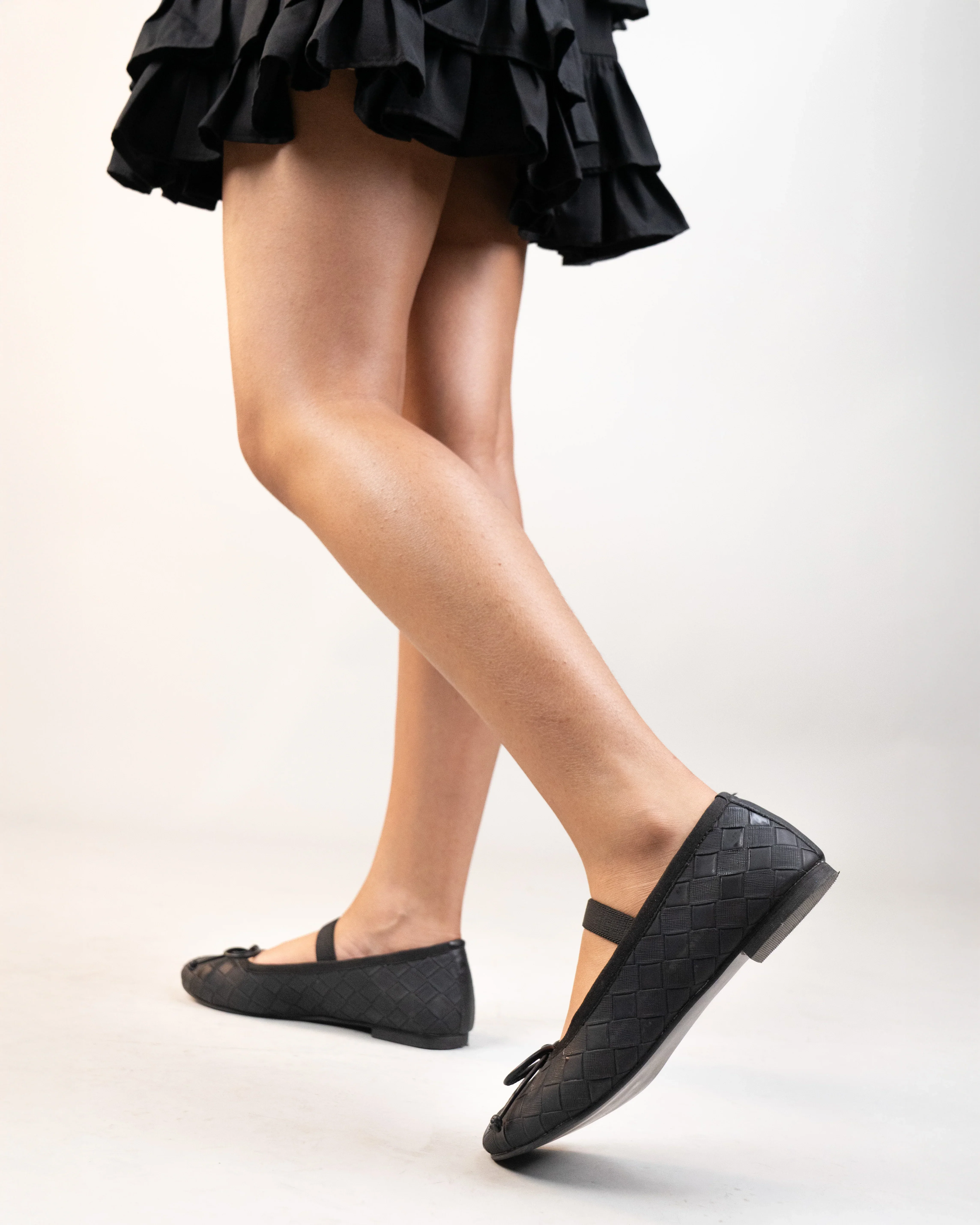 Mary Jane Cute Bow Round Toe Woven Ballerinas In Black - Image 3
