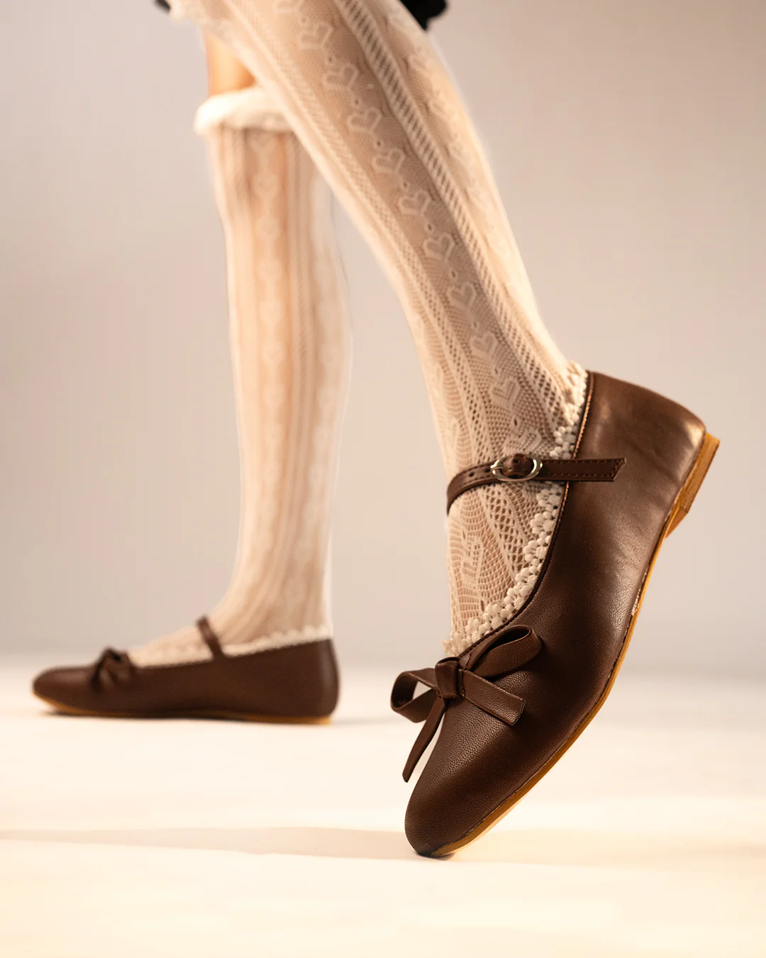 Vintage Mary Jane Ballet Flats in Brown - Image 4