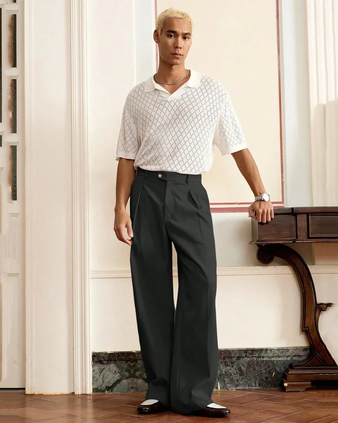Men High-Waist Tailored Straight-Leg Trousers in Black - Image 3