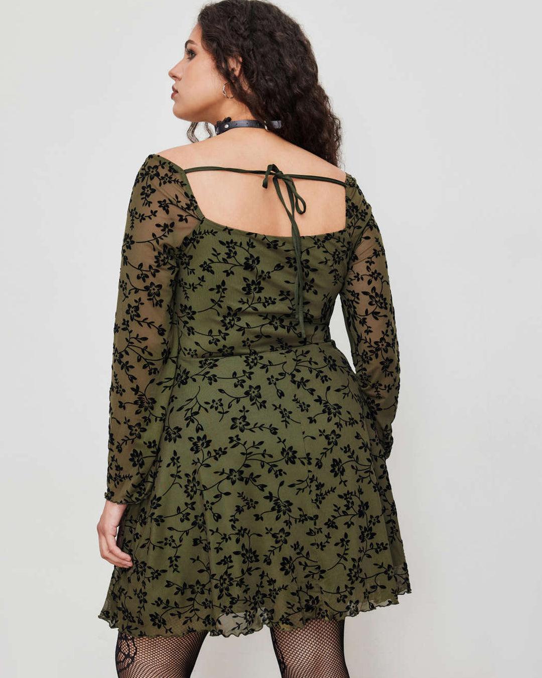 Mesh Sweetheart Neckline Floral Knotted Mini Dress Curve & Plus - Image 2