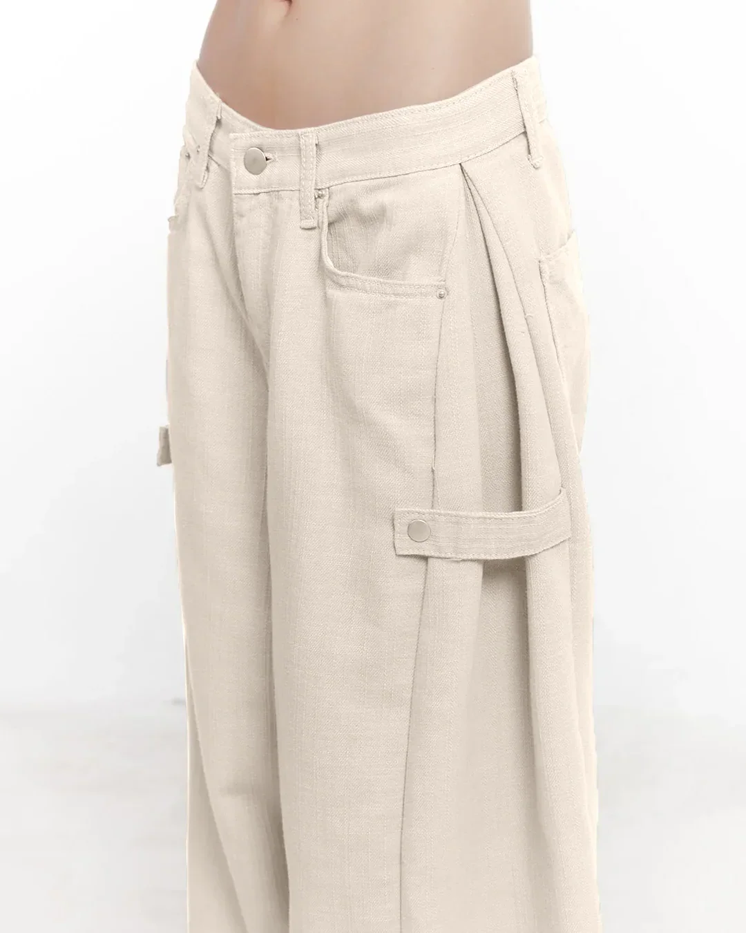 Mid-Rise Cargo Wide-Leg Trouser in Apricot - Image 2