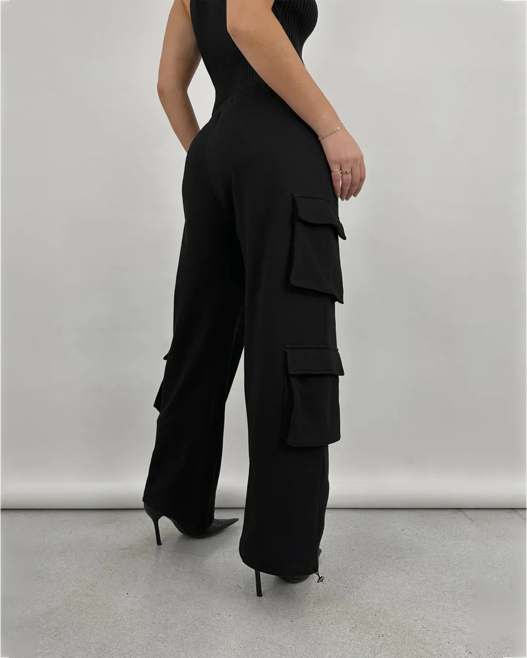 Multipockets Style Drawstring Cargo In Black - Image 7