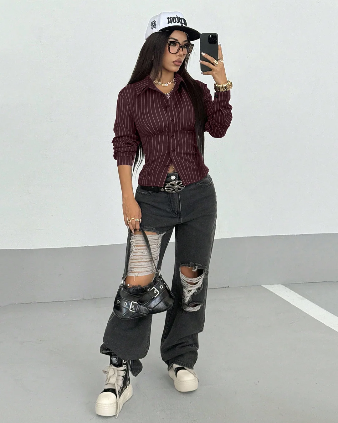 Retro Fitted Striped Shirt Top In Wine - Image 3