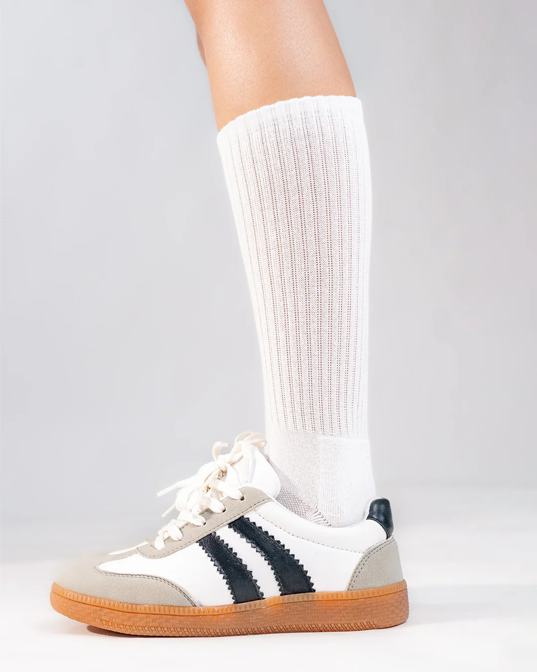 Retro Style Gum Sole Sneakers in White - Image 6