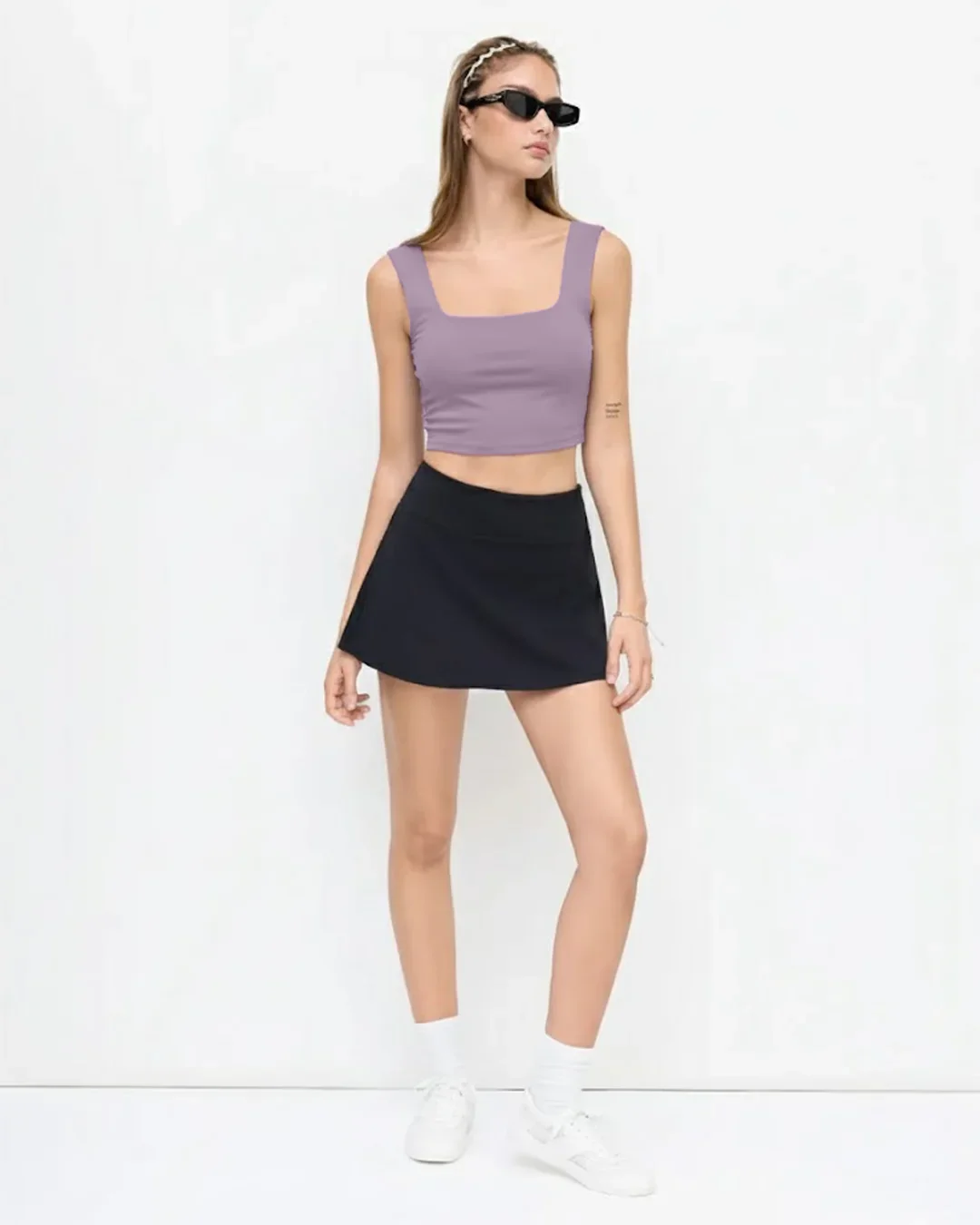 Round neckline Solid Active Tank Top in Lilac - Image 3