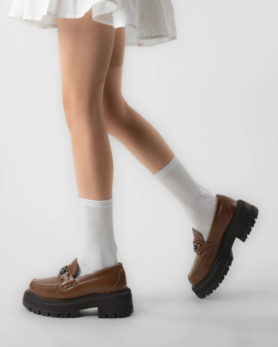 Round Toe Chunky Loafers With Silver Chain - Image 3