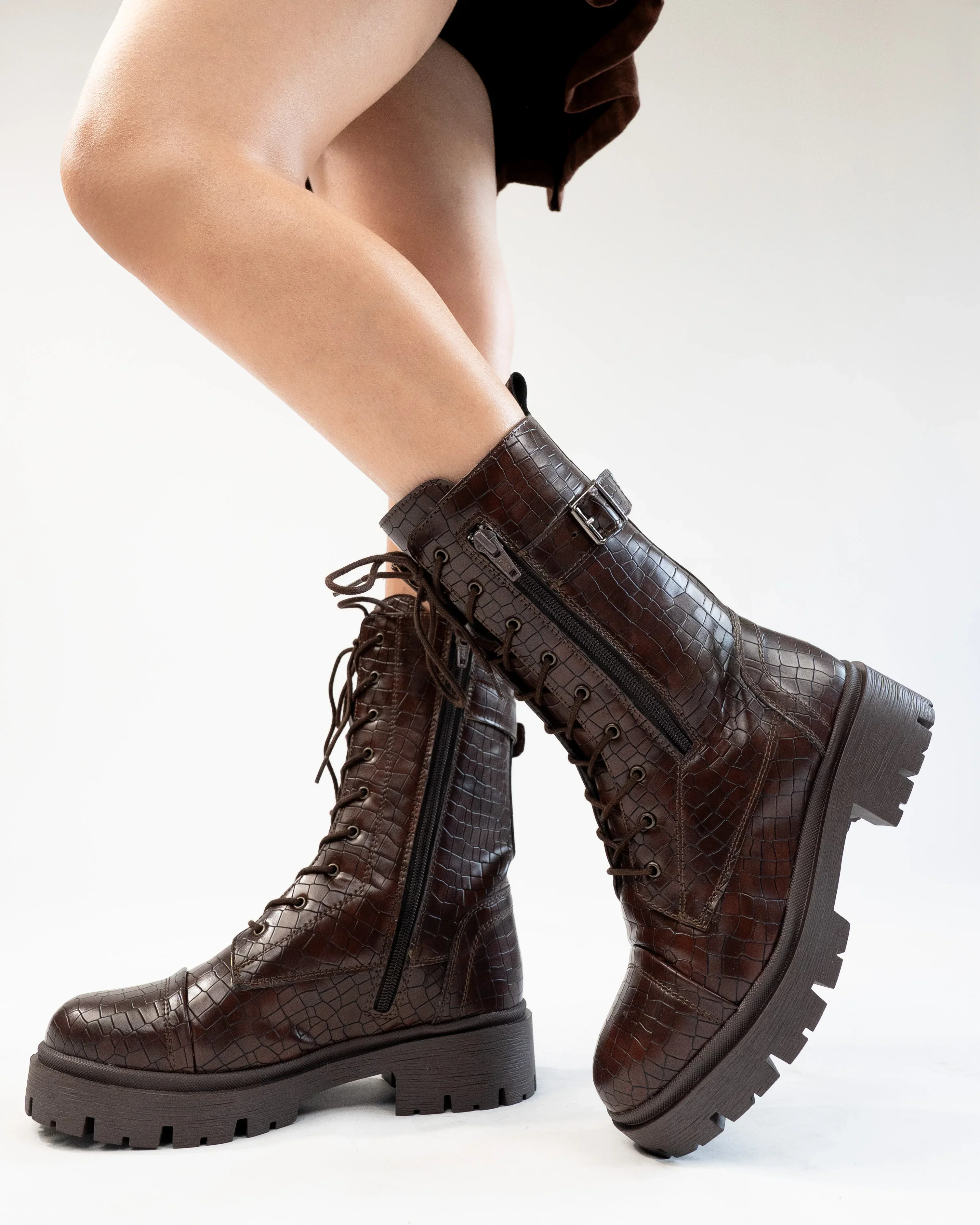 Round Toe Croco Textured Lace Up Boots In Brown - Image 4