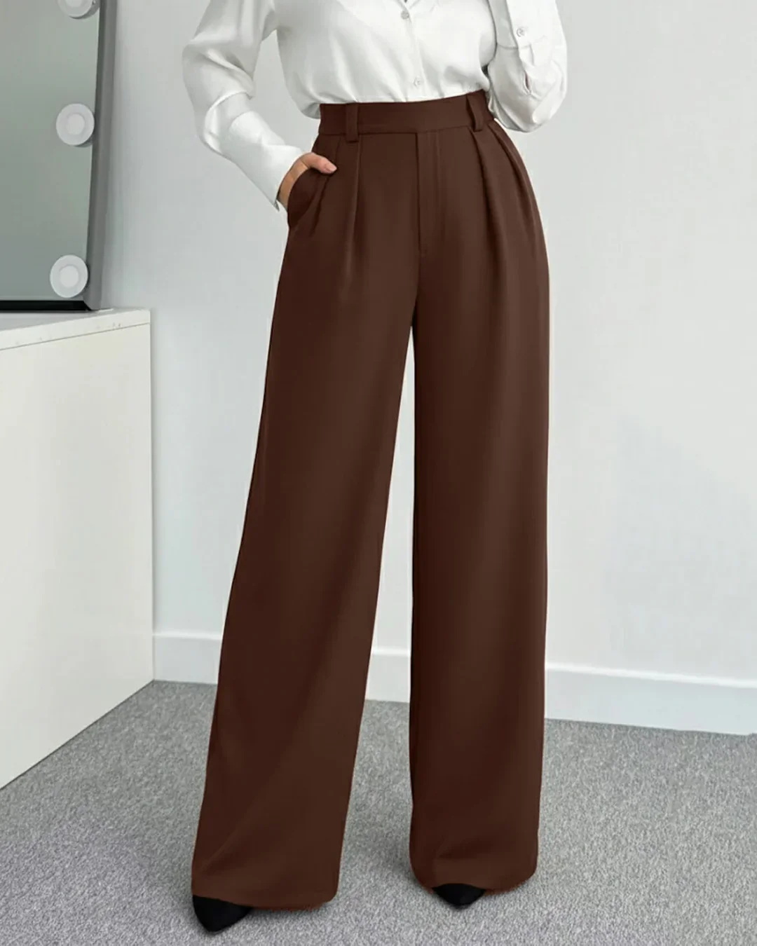 Rust High-Waist Pleated Wide-Leg Flowy Trousers - Image 3