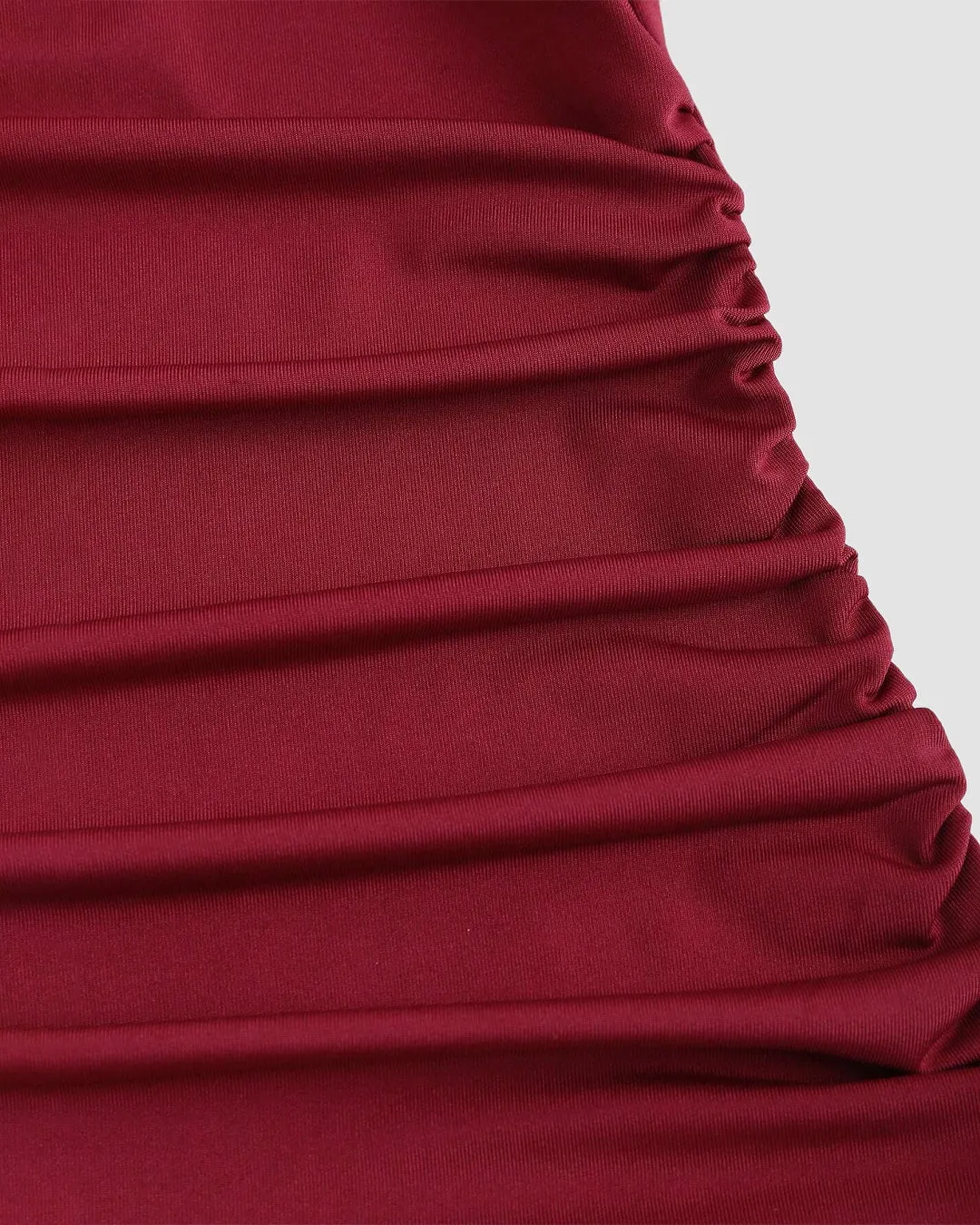 Bodycon Party Dress with Lace Trim and Flared Hem in Maroon - Image 4