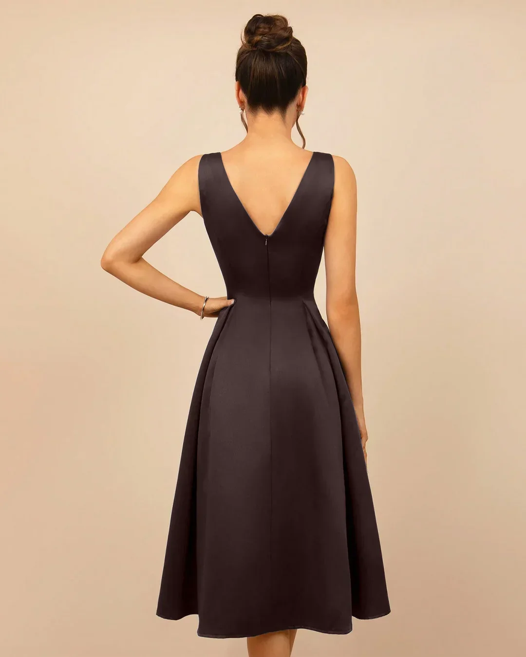 Sleeveless Round Neck Flared Midi Dress in Coffee - Image 3