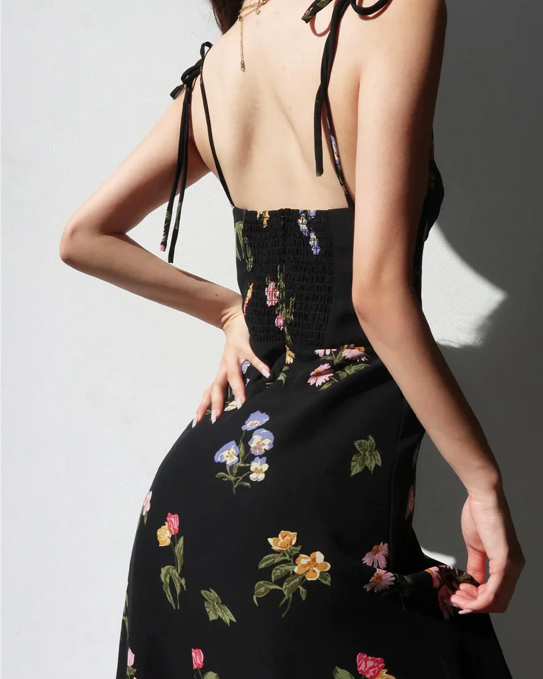 Spaghetti Strap Floral Retro Side-Slit Sheath Dress - Image 2
