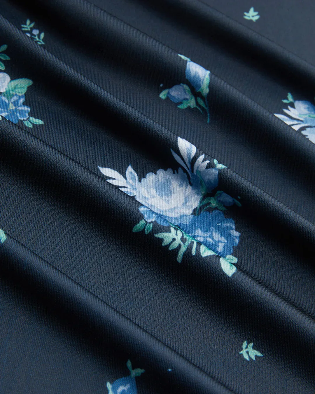 Square Neck Ruched Top & Floral Mermaid Maxi Skirt Set in Navy Blue - Image 4