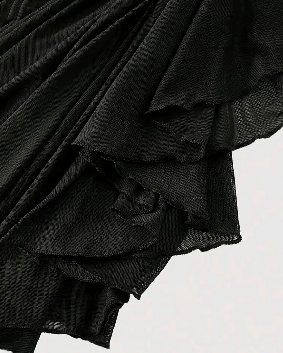 Straight Neck Slim Fit Asymmetrical Hem Pleated Sleeveless Midi Dress in Black - Image 3