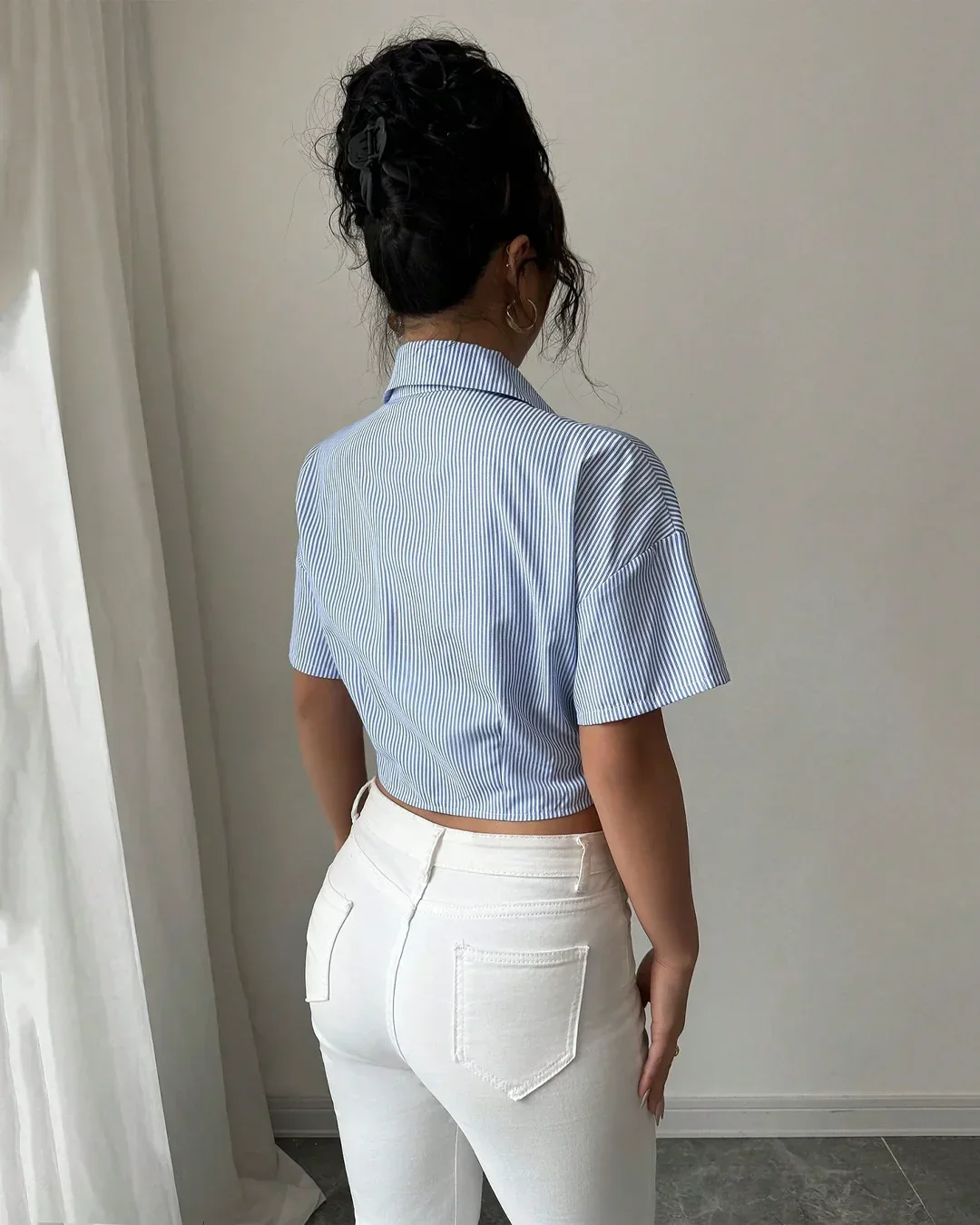 Striped Collared Ruched Crop Shirt - Image 3