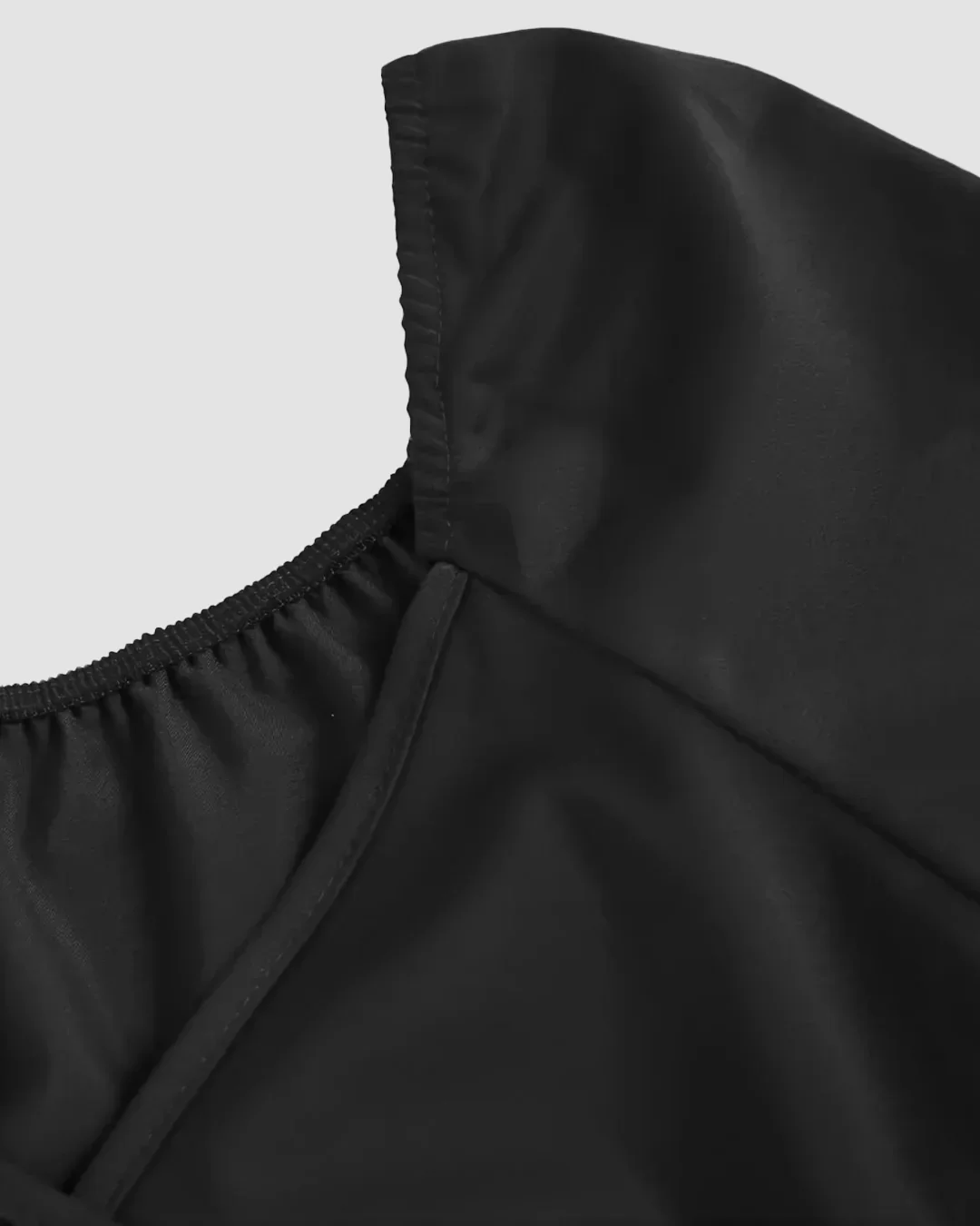 Sweetheart Neck Balloon Sleeve Back Tie Crop Top in Black - Image 3