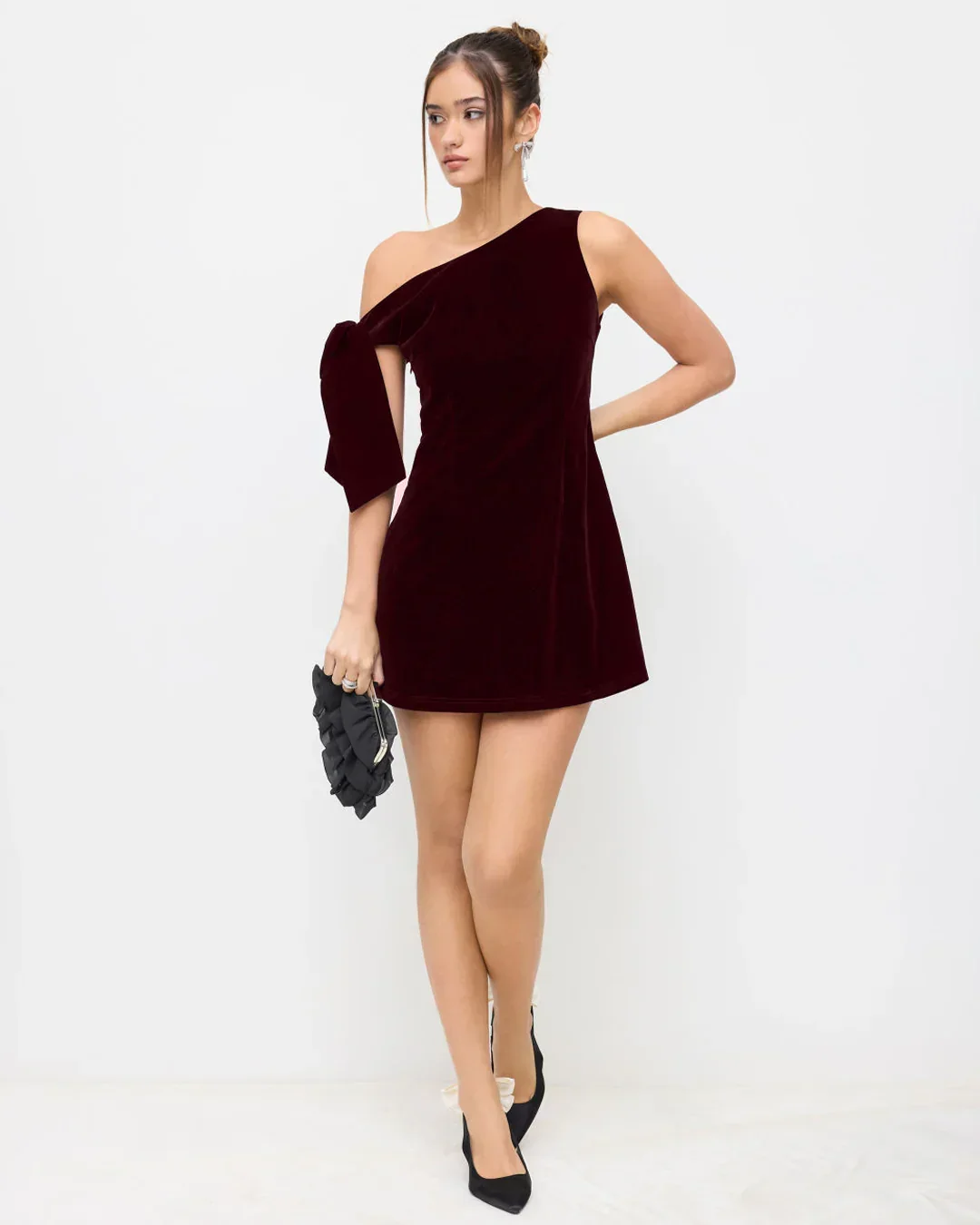 Velvet Asymmetrical Neck Bowknot Mini Dress in Maroon - Image 3